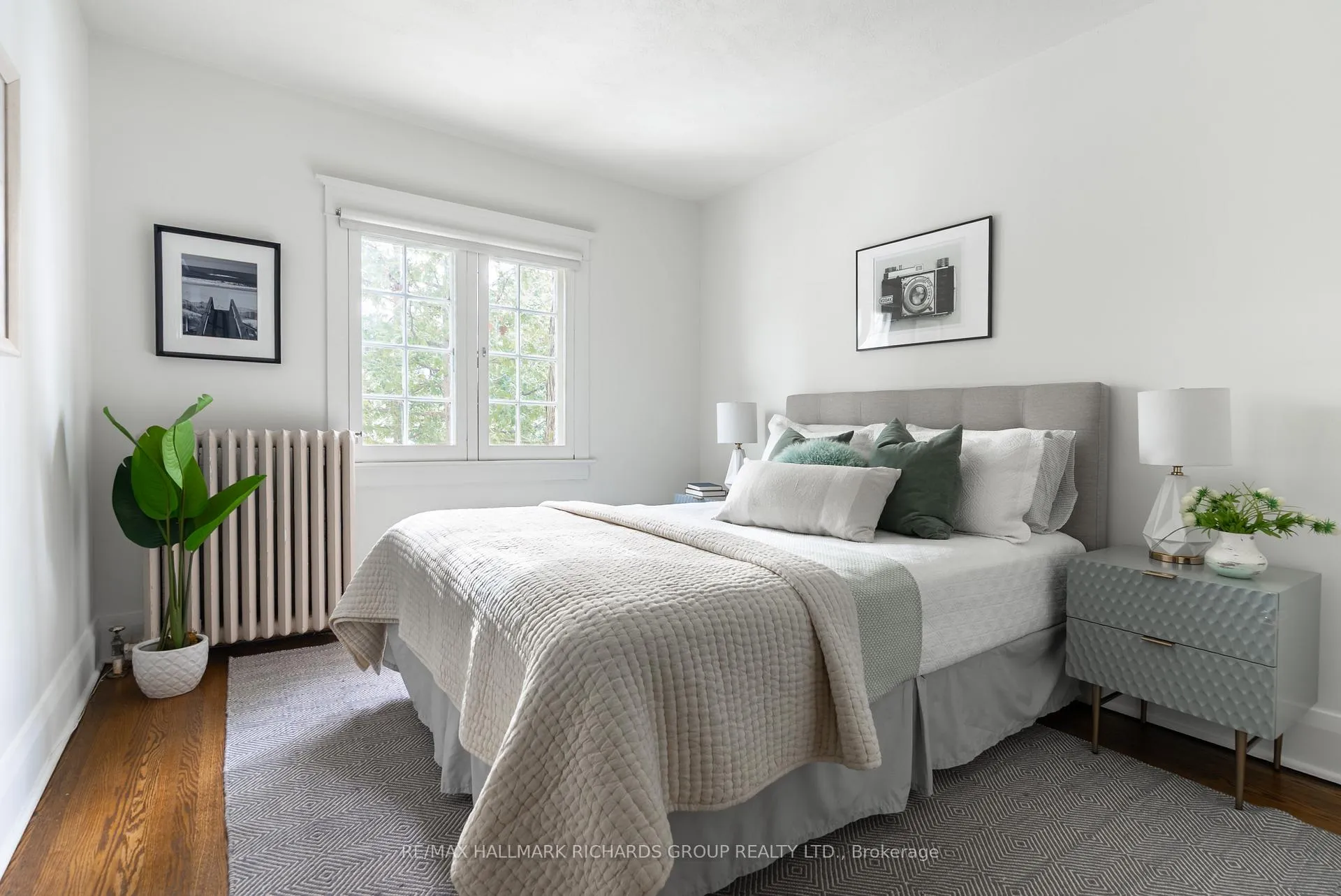 Photo 16 of 226 Glen Manor Drive W, Toronto, The Beaches — HOMEH