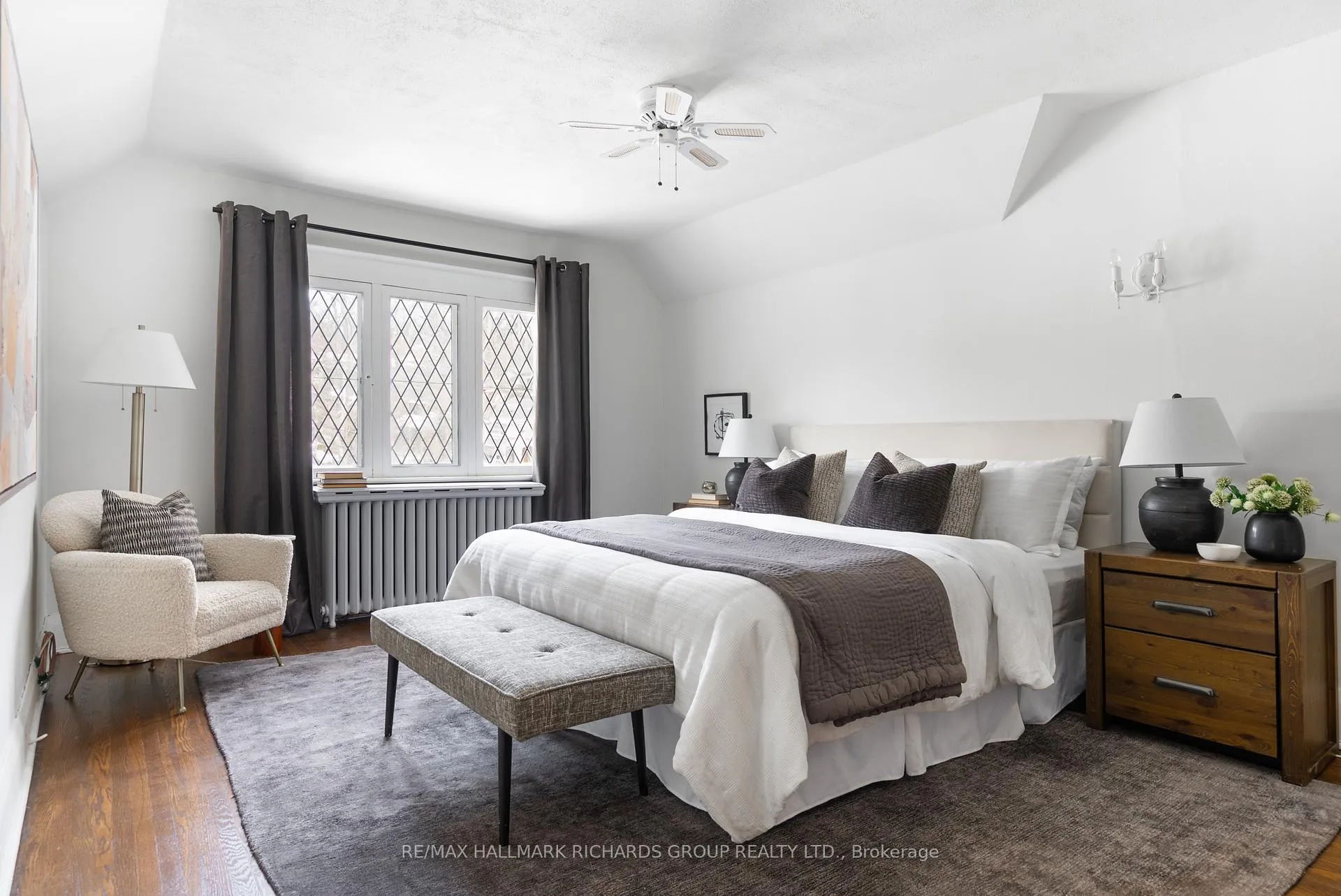 Photo 19 of 226 Glen Manor Drive W, Toronto, The Beaches — HOMEH