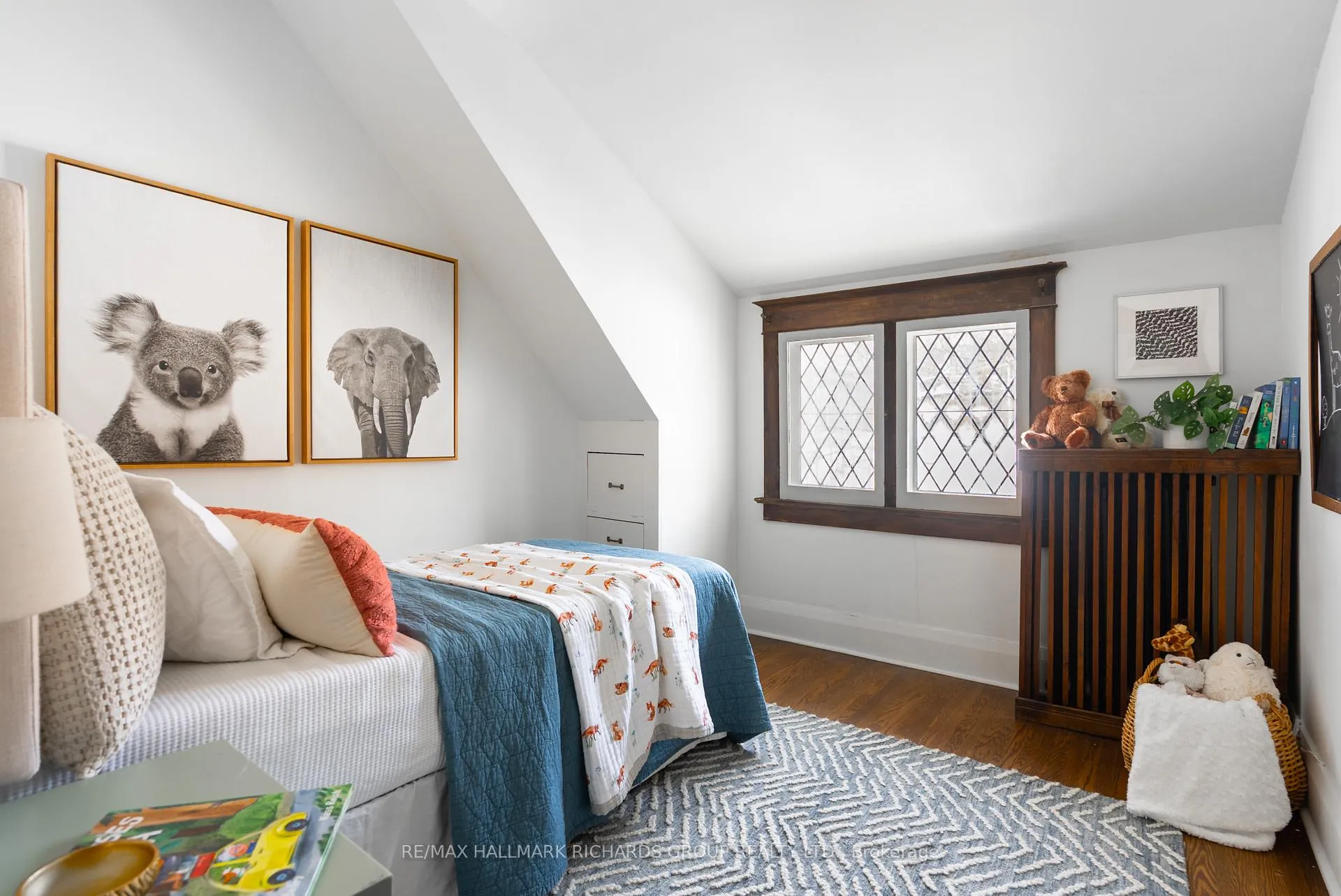 Photo 20 of 226 Glen Manor Drive W, Toronto, The Beaches — HOMEH