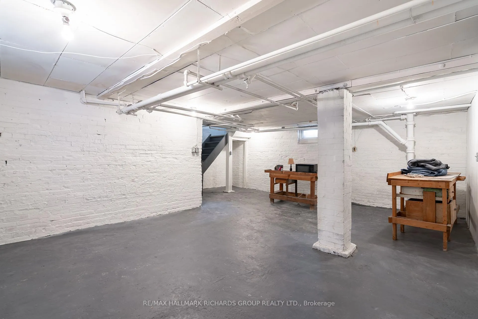 Photo 23 of 226 Glen Manor Drive W, Toronto, The Beaches — HOMEH