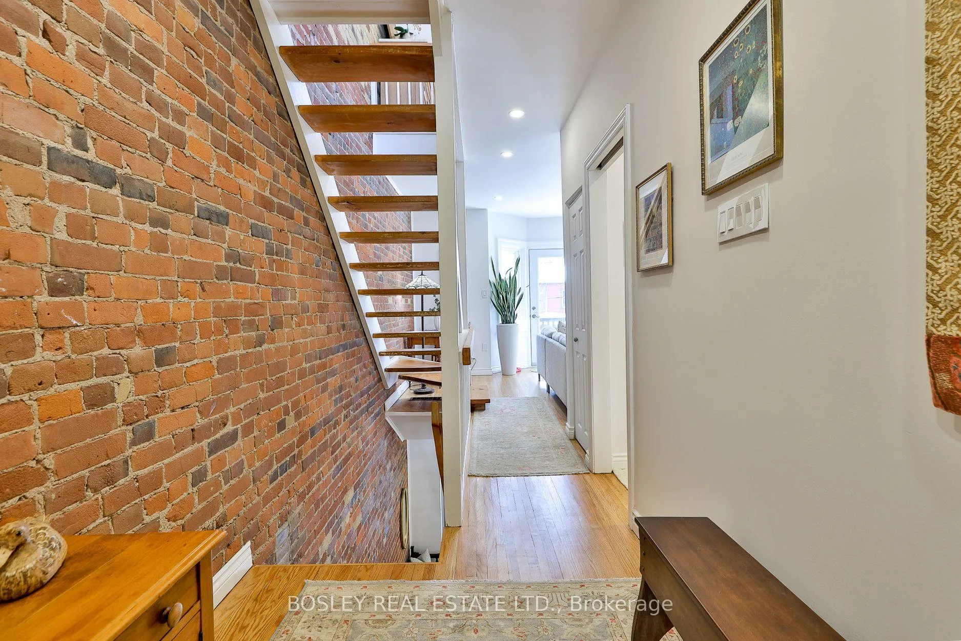 Photo 15 of 19 Ravina Crescent, Toronto, Blake-Jones — HOMEH
