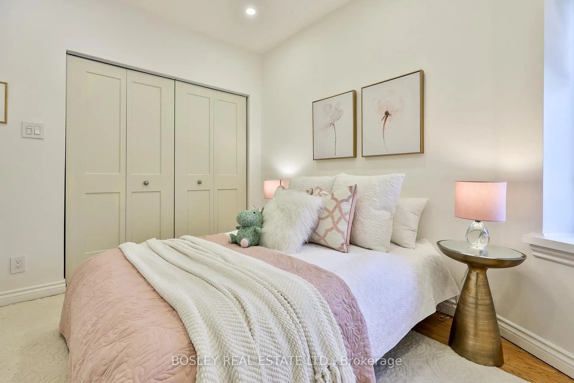 Photo 20 of 19 Ravina Crescent, Toronto, Blake-Jones — HOMEH