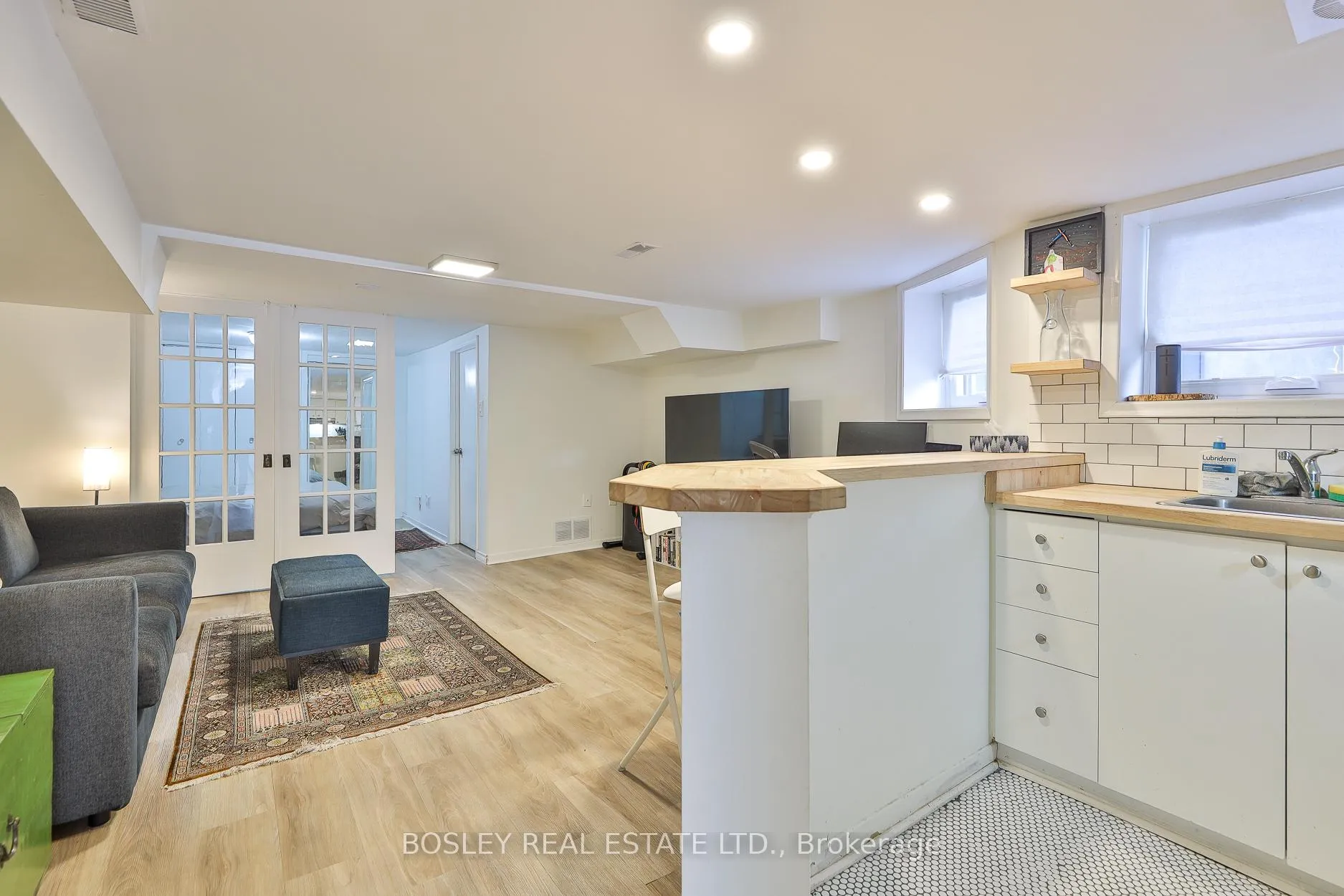 Photo 34 of 19 Ravina Crescent, Toronto, Blake-Jones — HOMEH