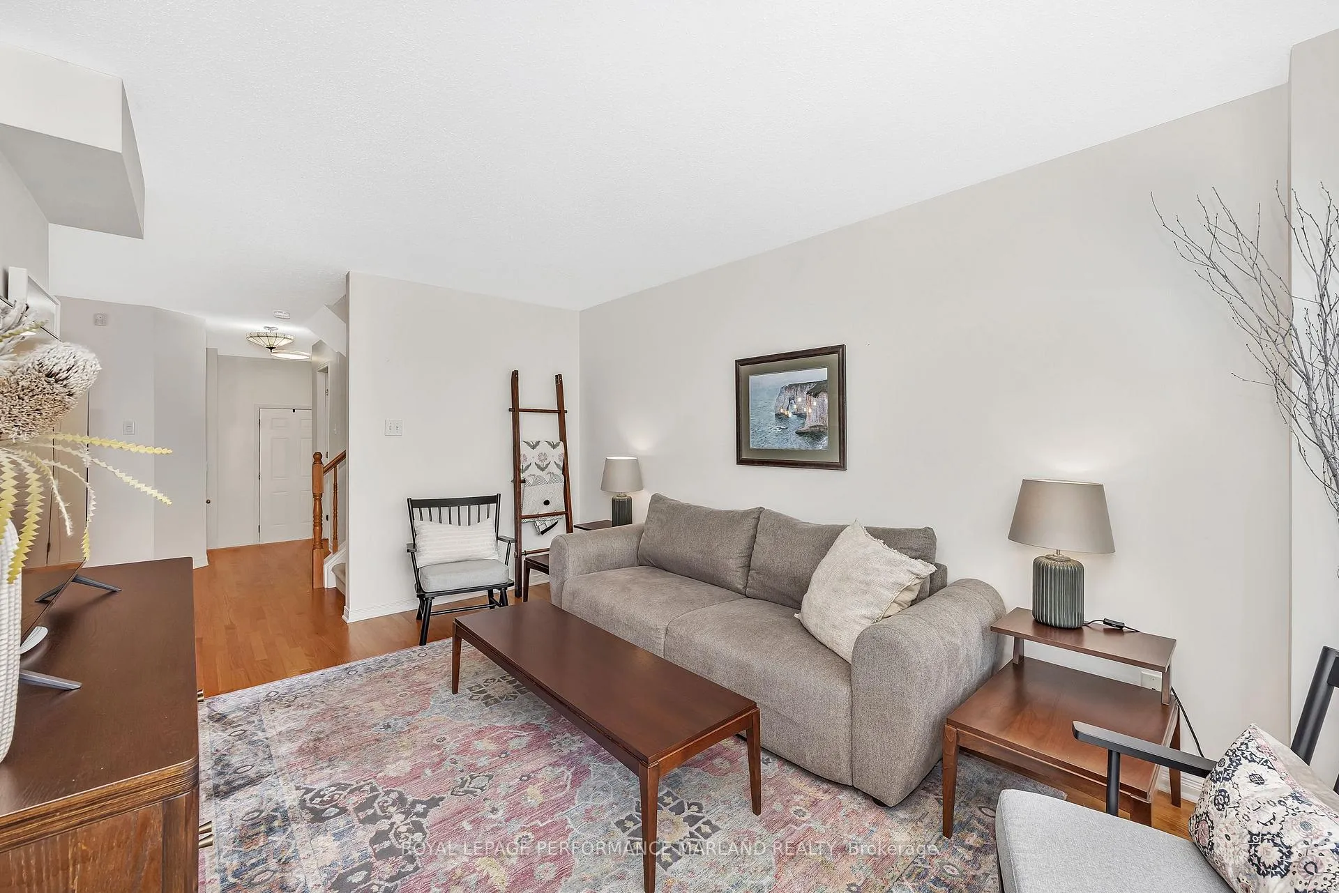 Photo 6 of 151 Kinross Private, Ottawa, Kanata - Morgan's Grant/South March — HOMEH