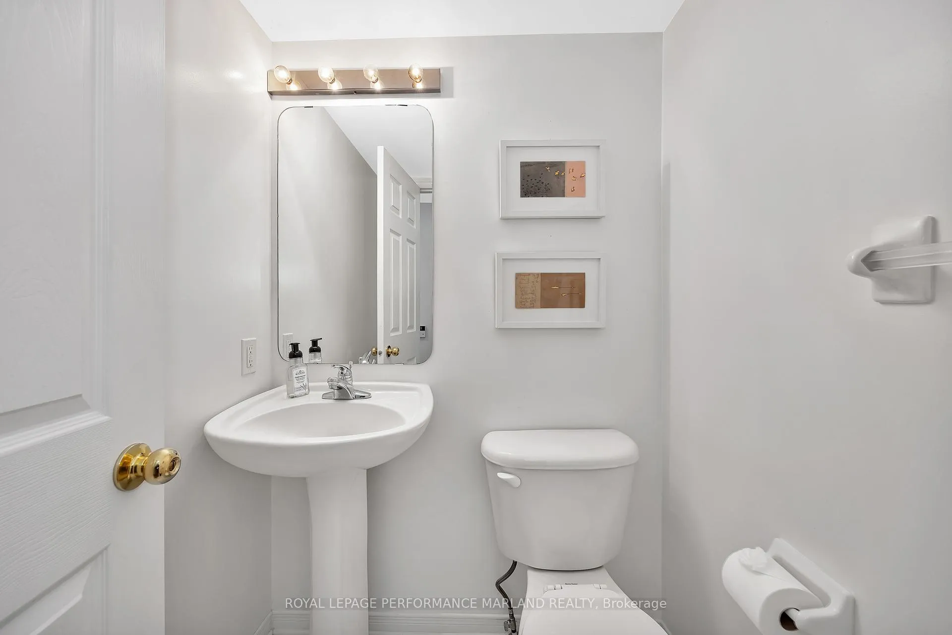 Photo 10 of 151 Kinross Private, Ottawa, Kanata - Morgan's Grant/South March — HOMEH