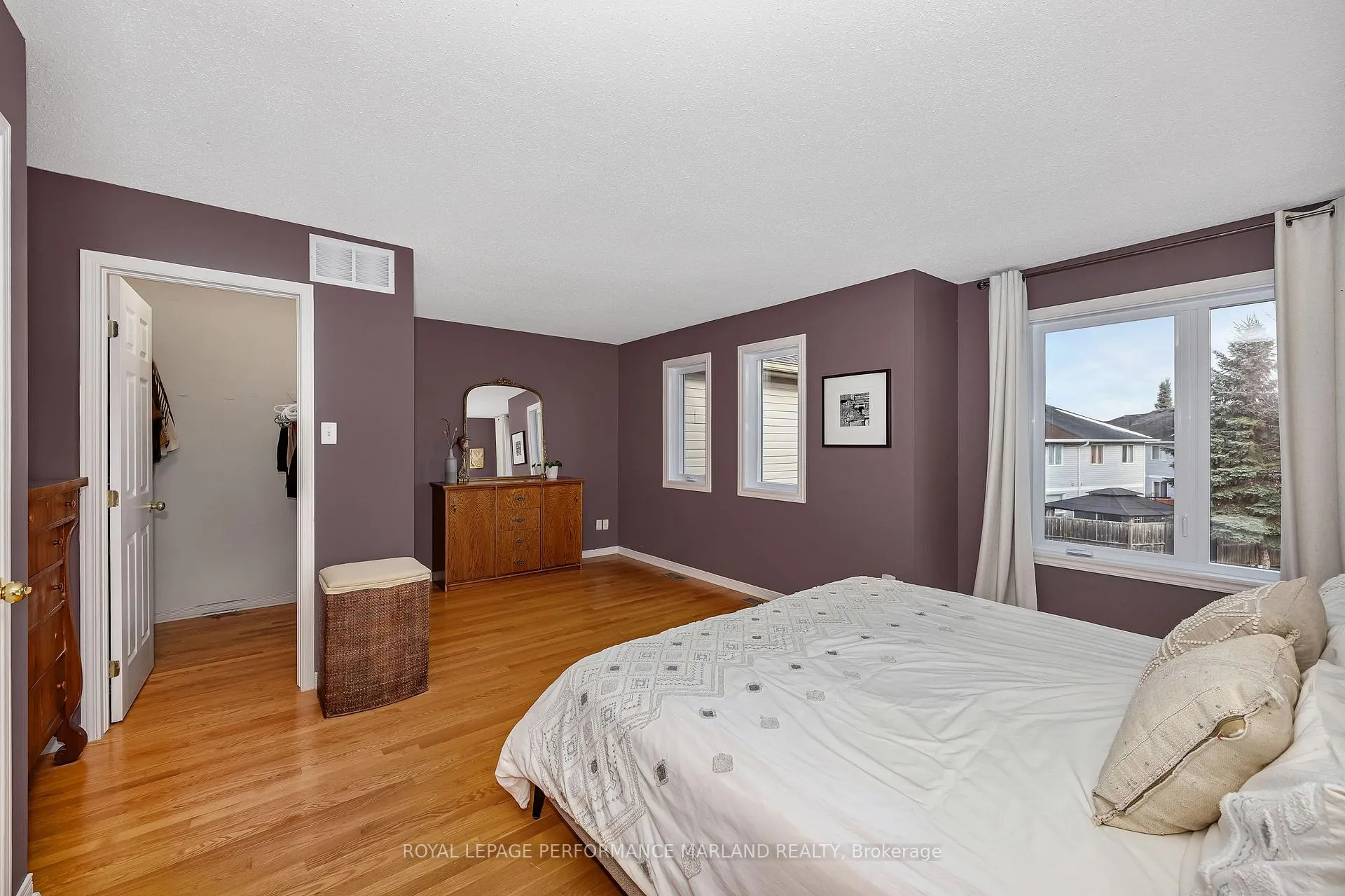 Photo 12 of 151 Kinross Private, Ottawa, Kanata - Morgan's Grant/South March — HOMEH
