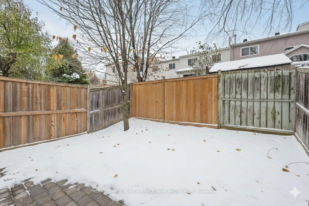 Photo 21 of 151 Kinross Private, Ottawa, Kanata - Morgan's Grant/South March — HOMEH