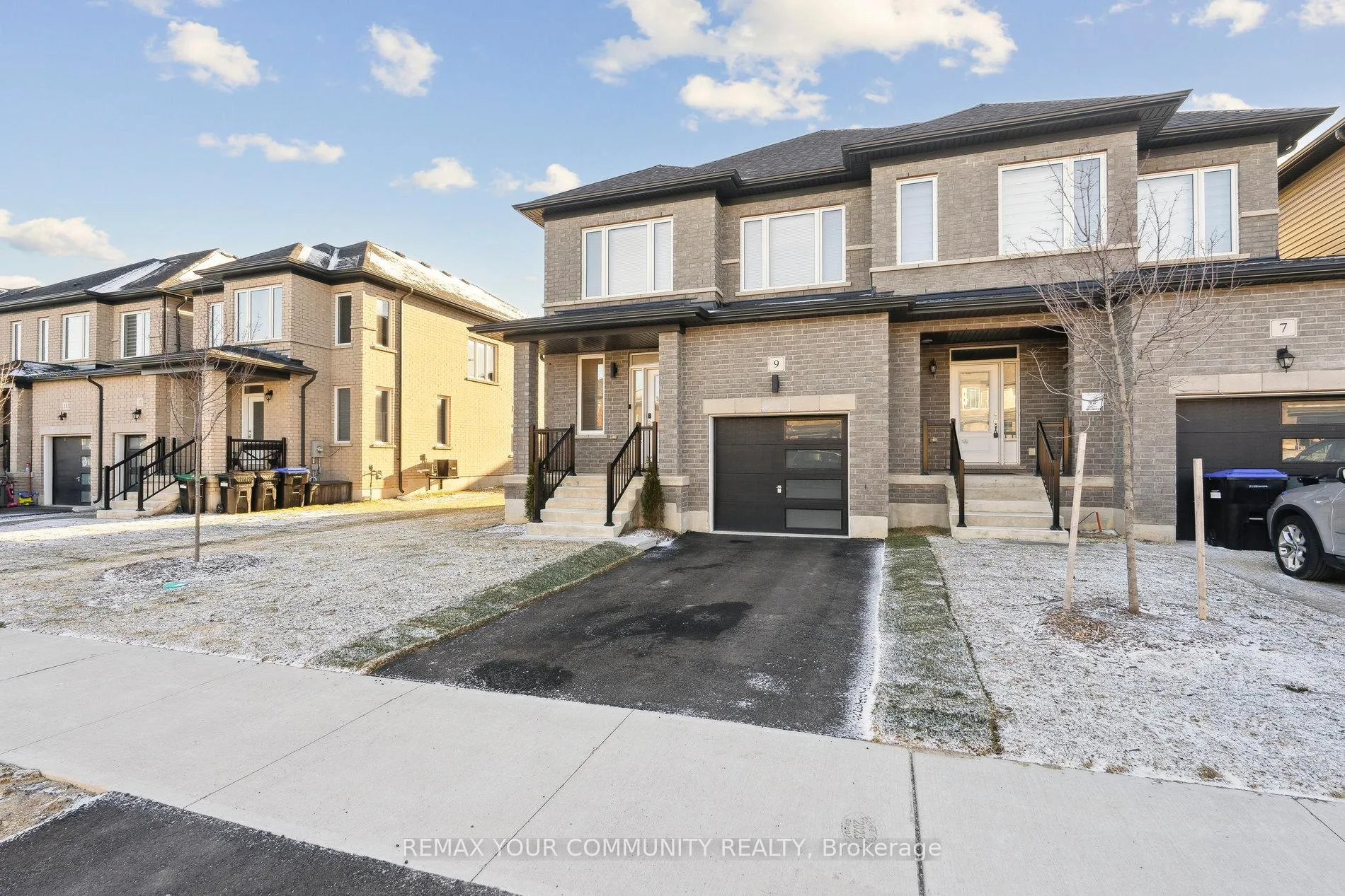 Photo 2 of 9 Lisa Street, Wasaga Beach — HOMEH
