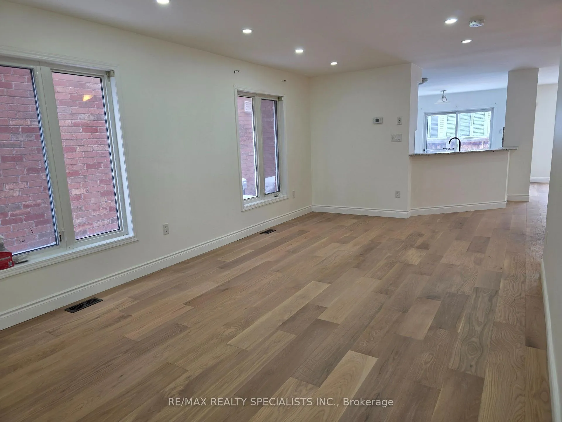 Photo 3 of 65 Ruhl Drive, Milton, Willmott — HOMEH