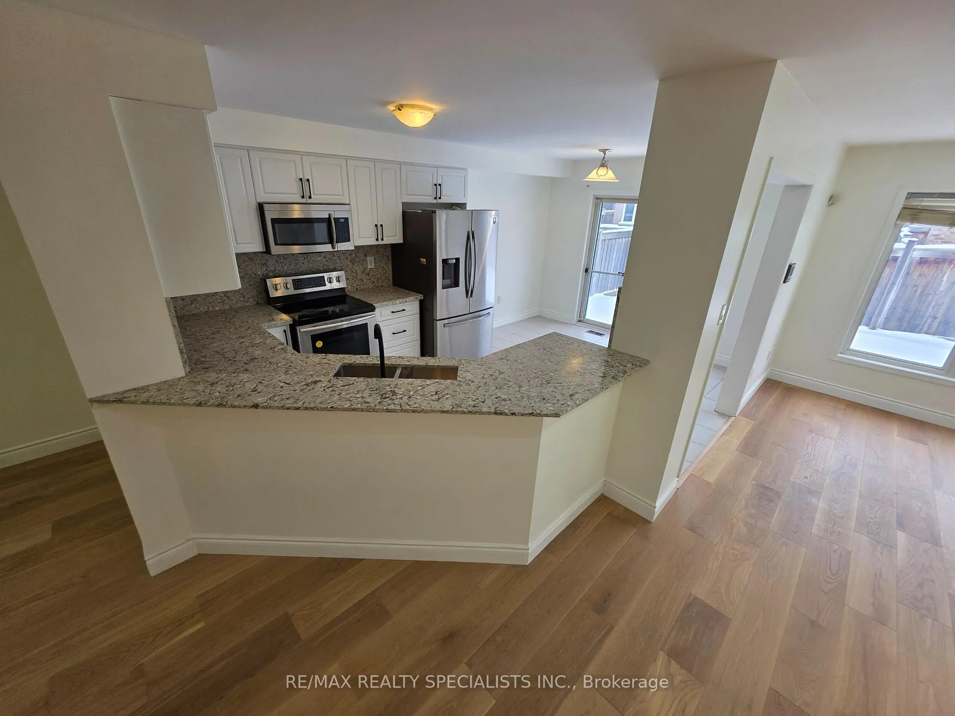 Photo 7 of 65 Ruhl Drive, Milton, Willmott — HOMEH