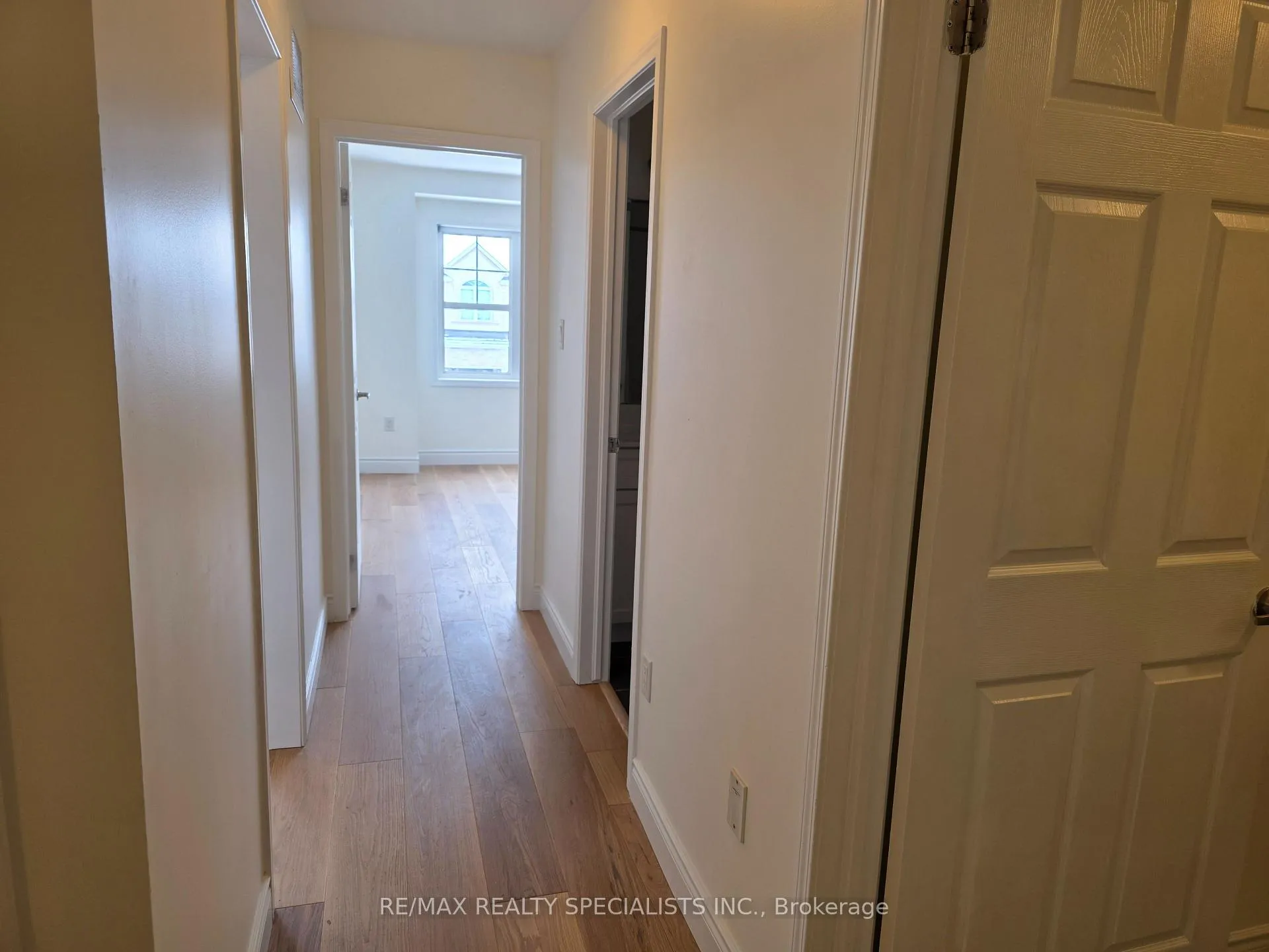 Photo 19 of 65 Ruhl Drive, Milton, Willmott — HOMEH
