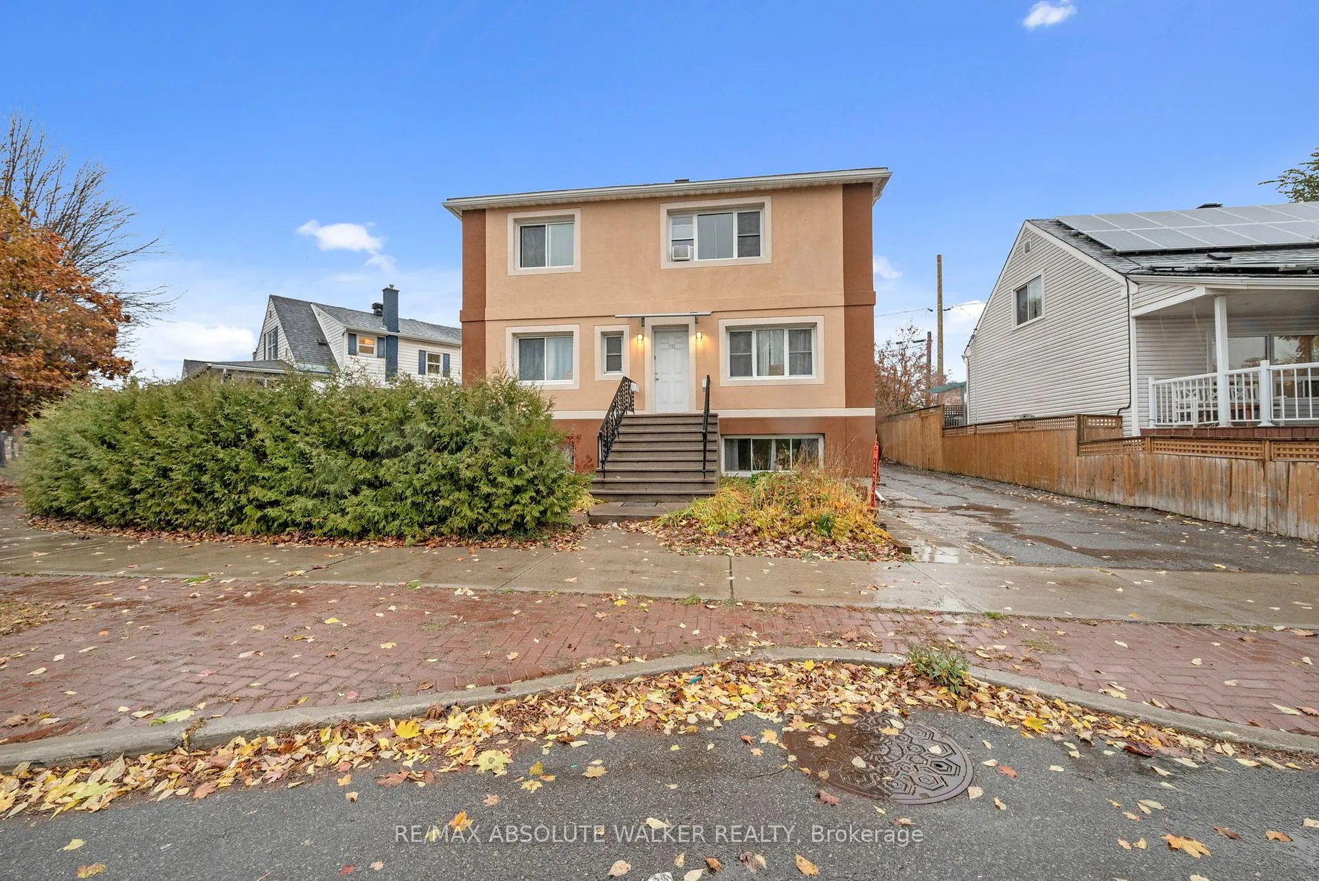 Photo 2 of Unit 2, 131 Dagmar Avenue, Ottawa, Vanier — HOMEH