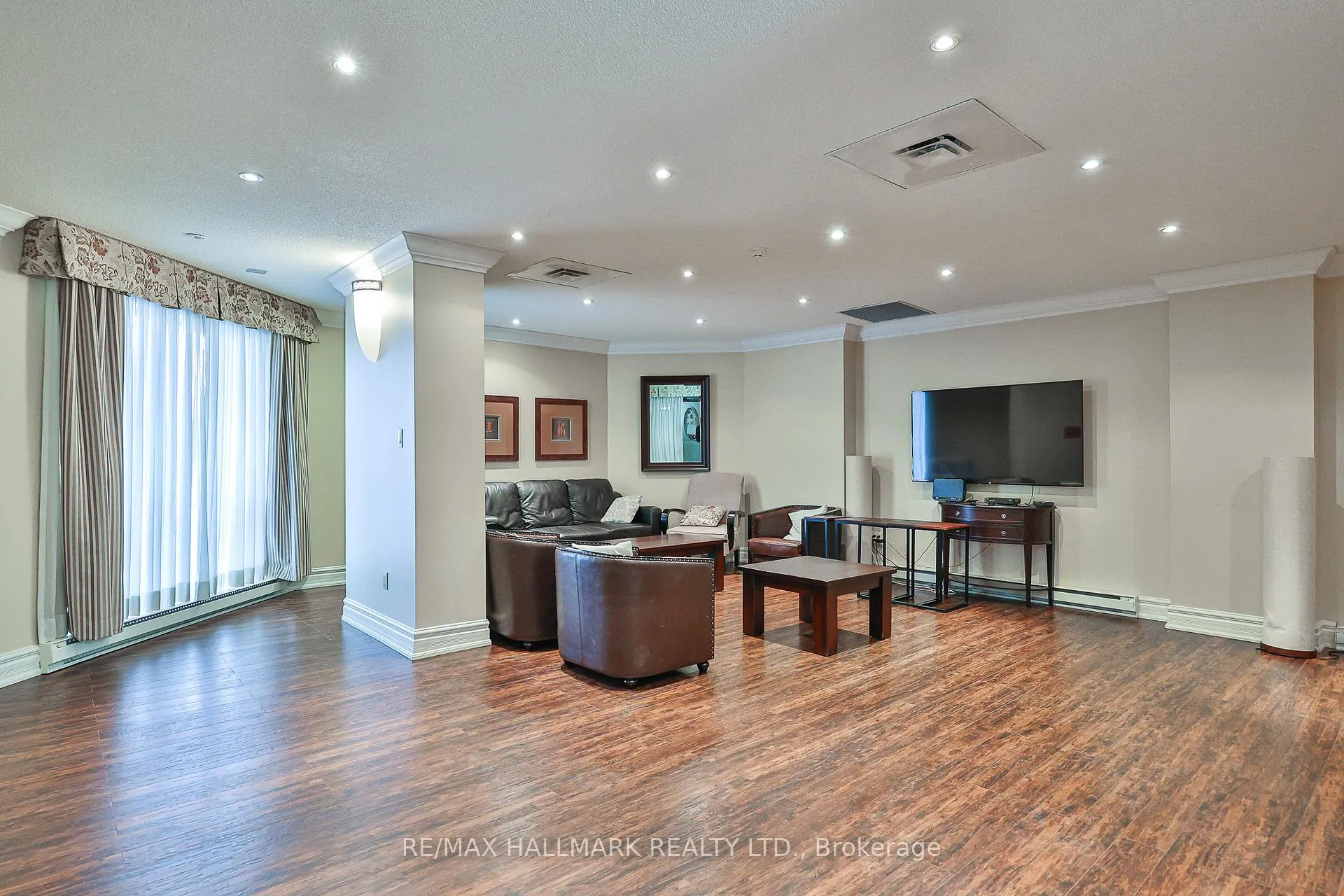 Photo 26 of Unit 402, 58 Church Street E, Brampton, Downtown Brampton — HOMEH