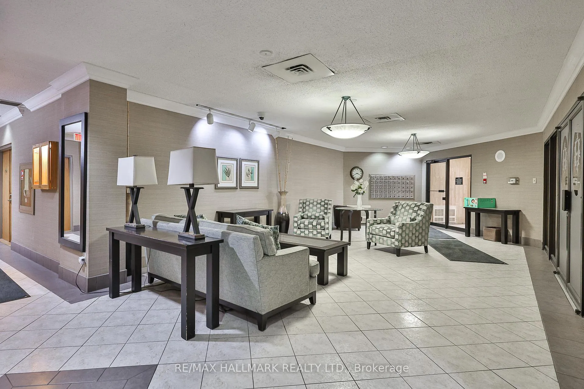 Photo 33 of Unit 402, 58 Church Street E, Brampton, Downtown Brampton — HOMEH