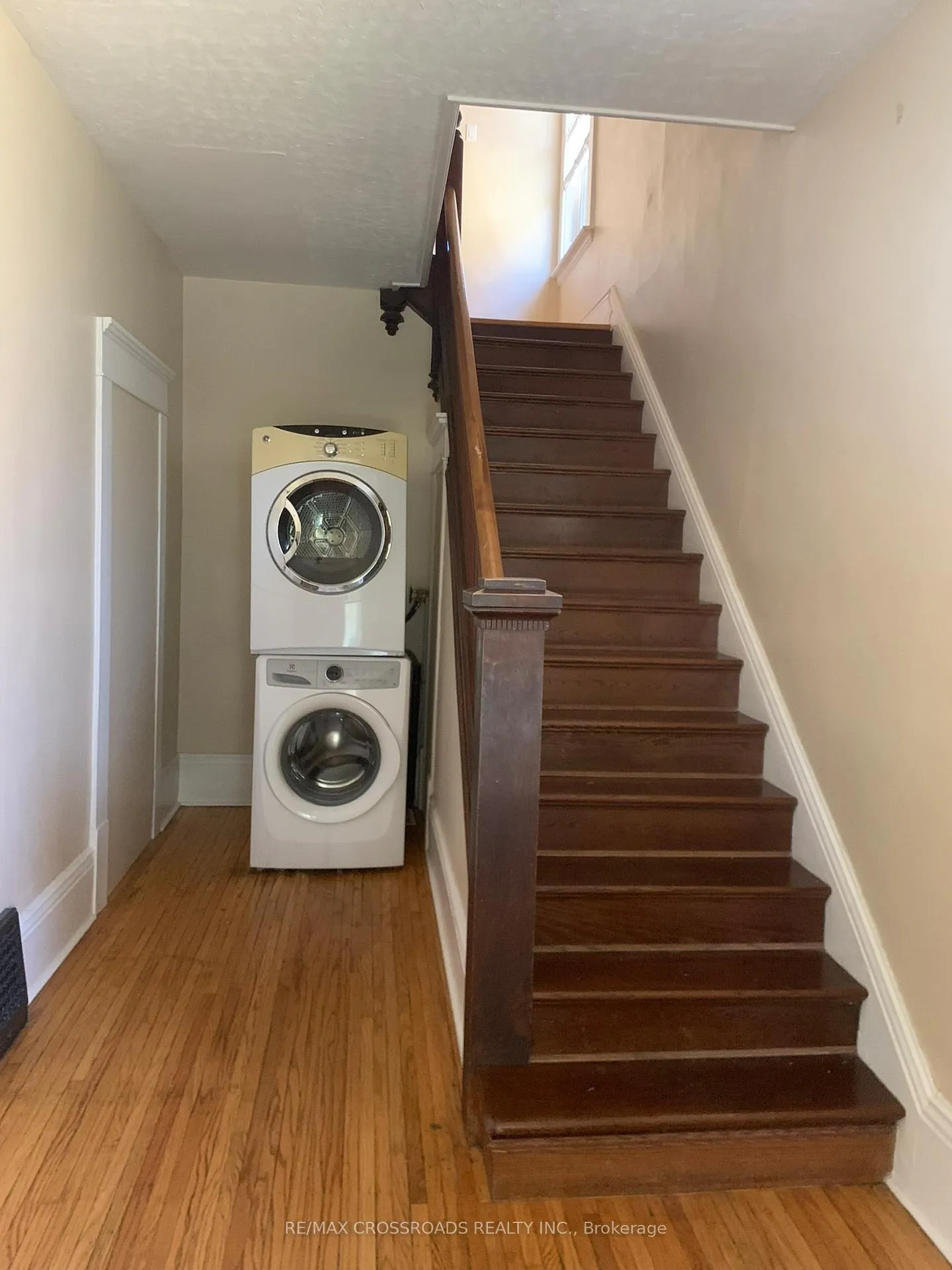 Photo 1 of 317 Boswell Avenue, Peterborough, Town Ward 3 — HOMEH
