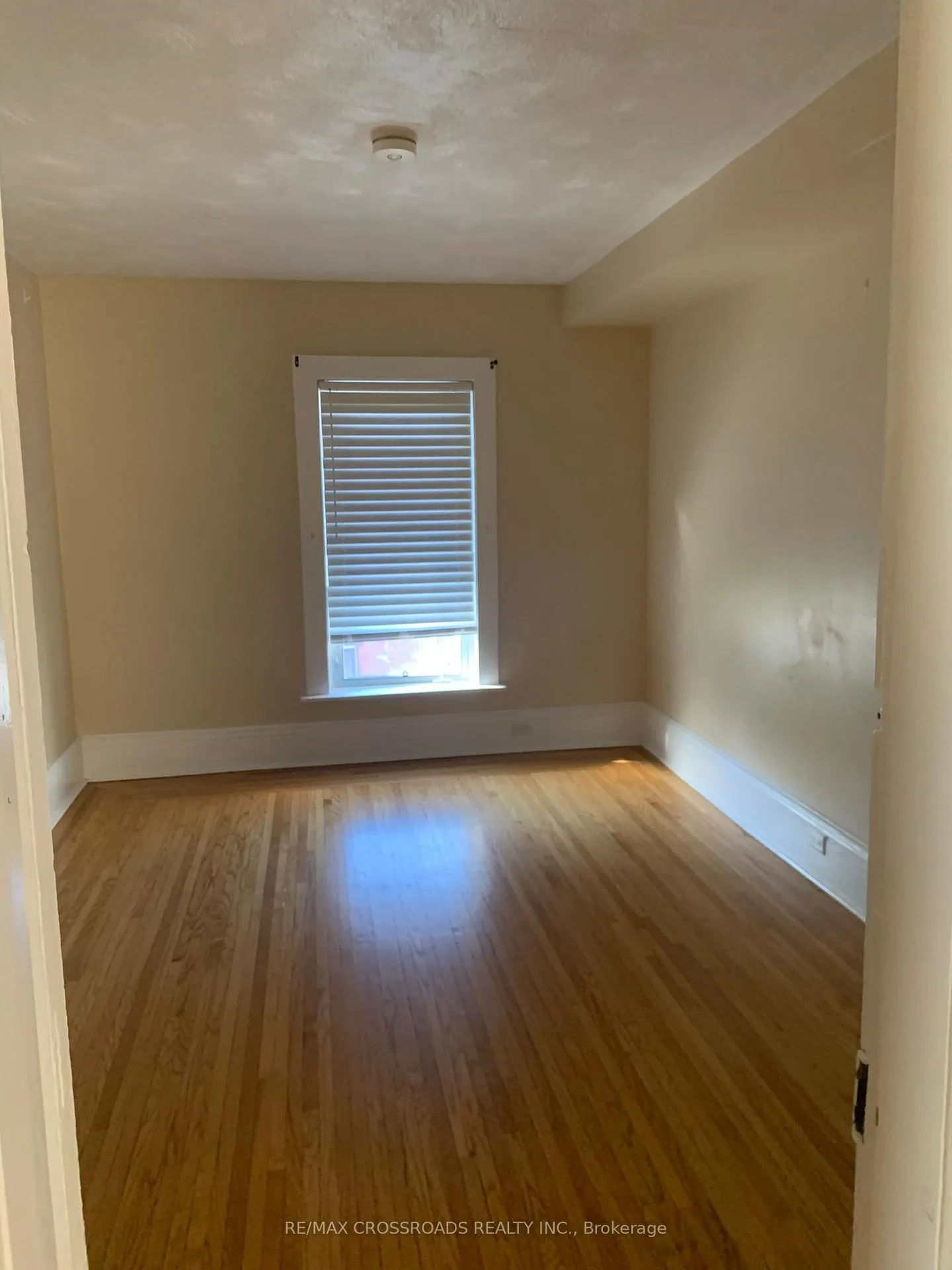 Photo 2 of 317 Boswell Avenue, Peterborough, Town Ward 3 — HOMEH