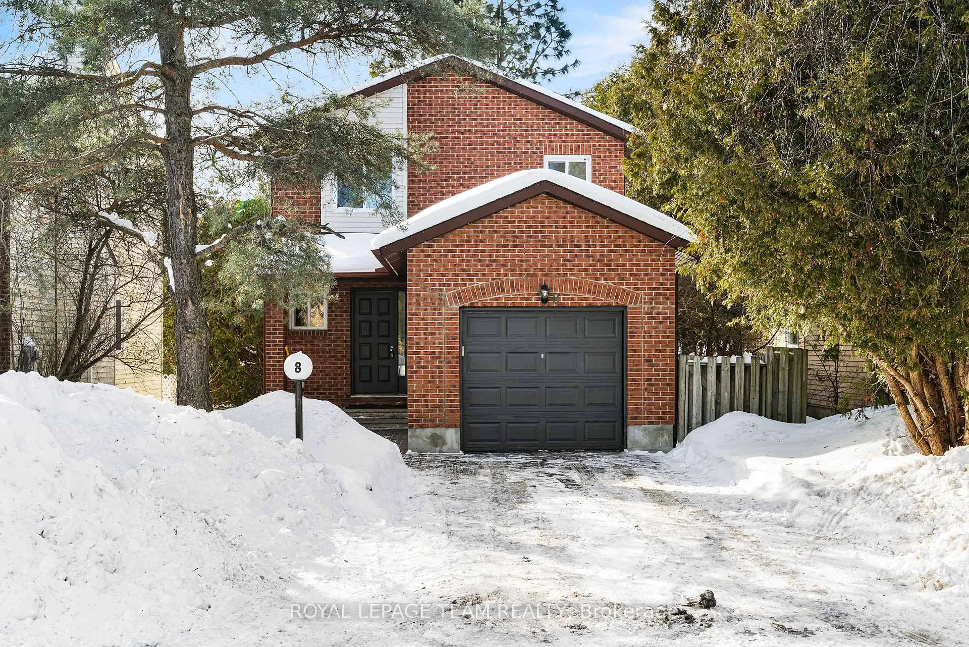 Photo 1 of 8 Homestead Street, Ottawa, Borden Farm/Stewart Farm/Carleton Heights/Parkwood Hills — HOMEH