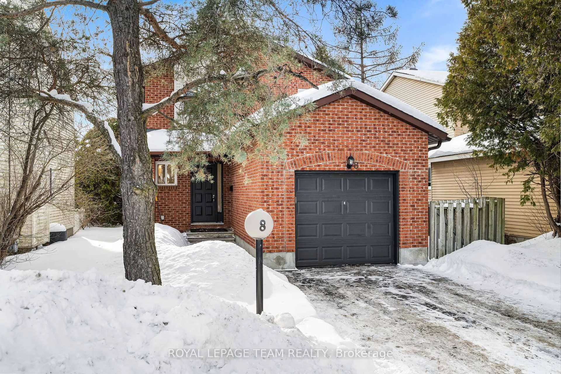 Photo 2 of 8 Homestead Street, Ottawa, Borden Farm/Stewart Farm/Carleton Heights/Parkwood Hills — HOMEH