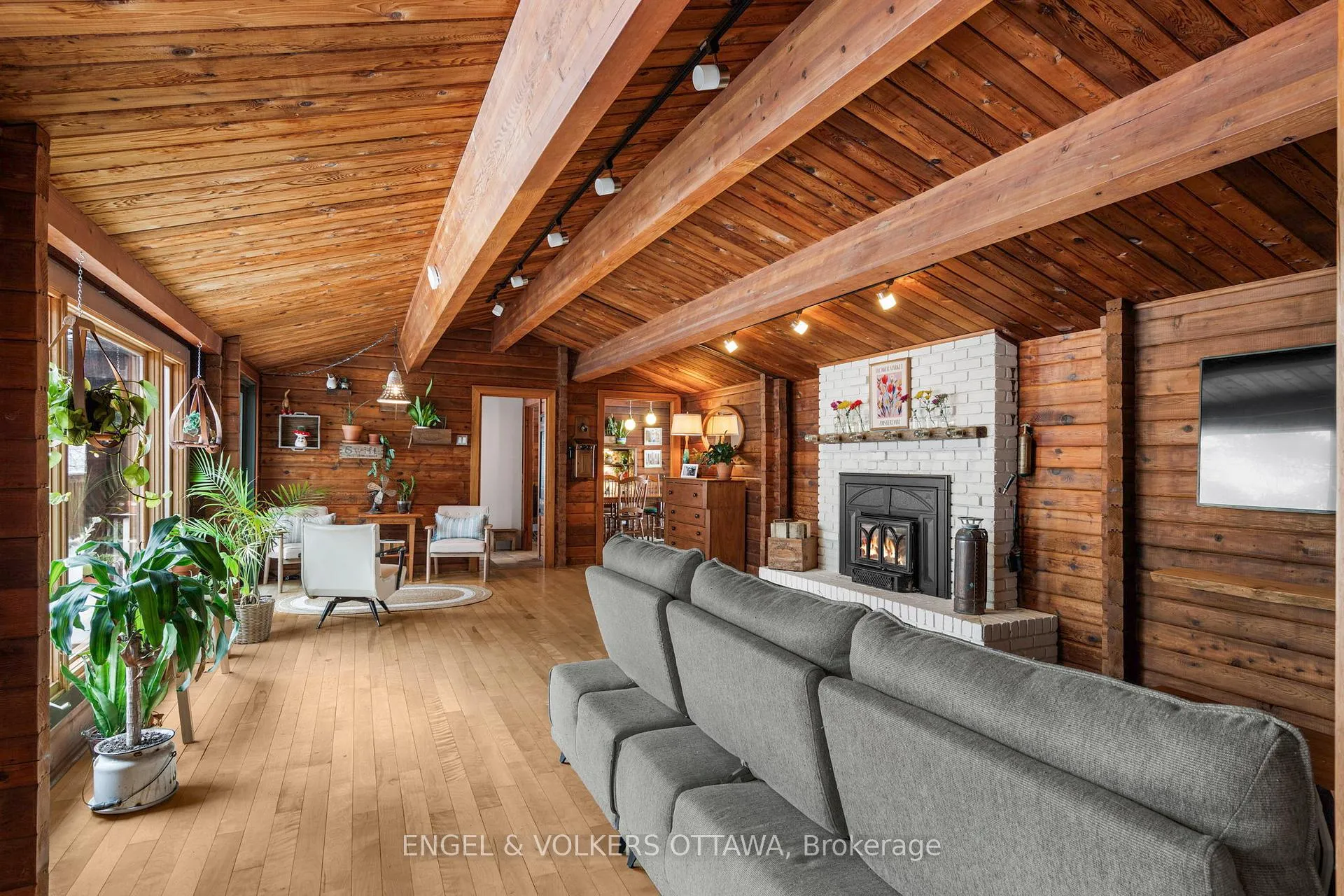 Photo 3 of 3826 Stonecrest Road, Ottawa, Dunrobin — HOMEH