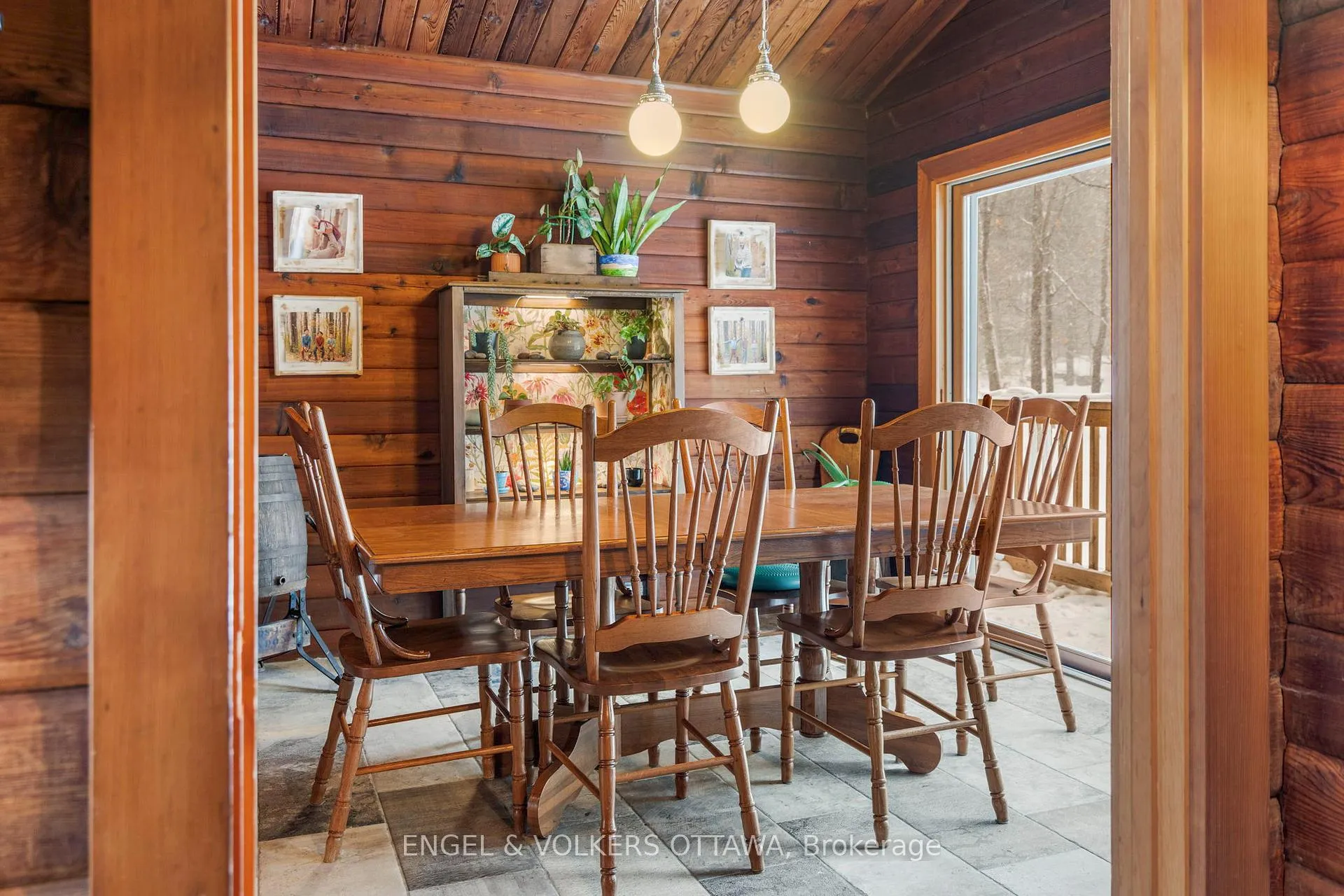 Photo 8 of 3826 Stonecrest Road, Ottawa, Dunrobin — HOMEH