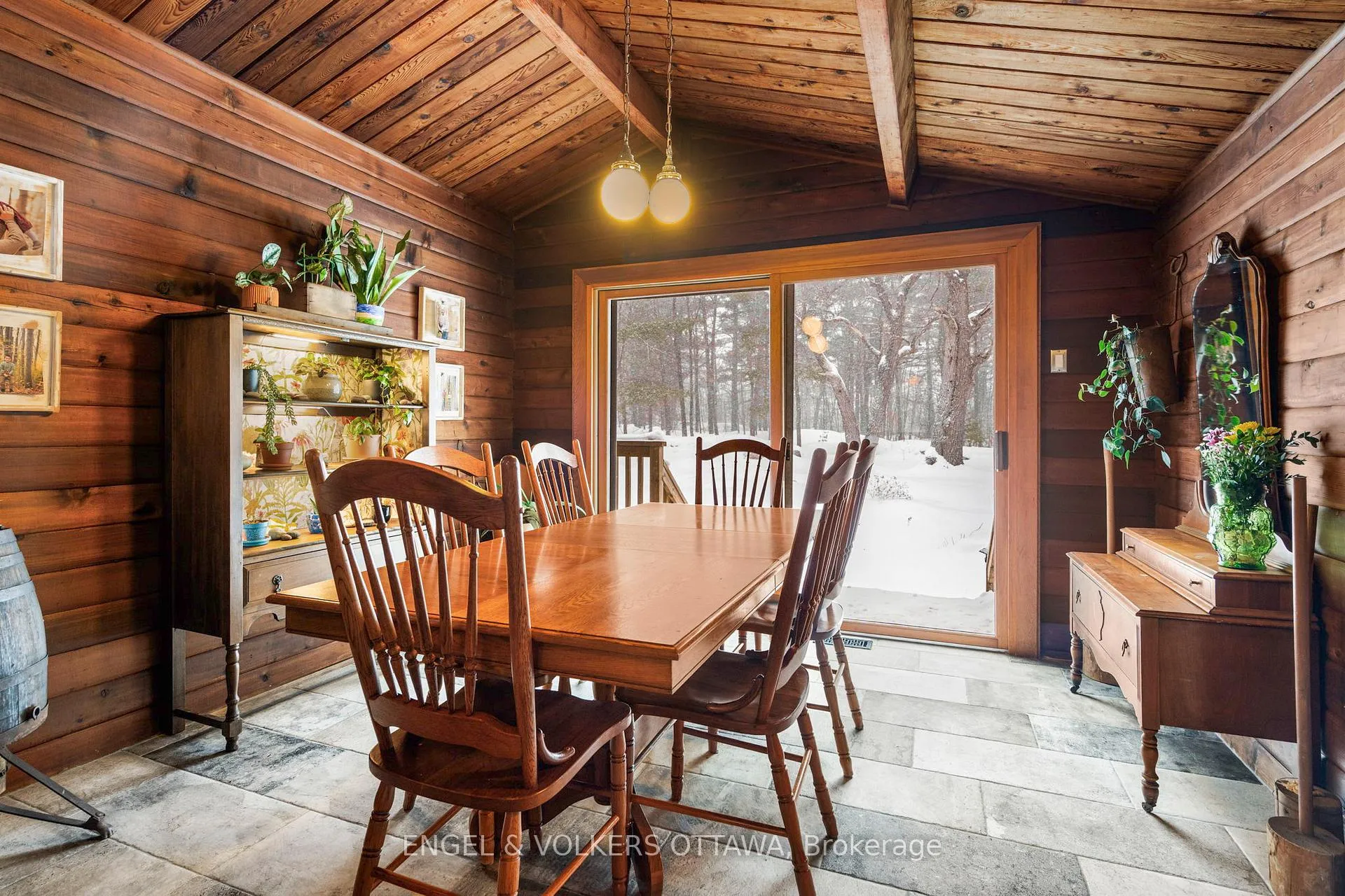 Photo 9 of 3826 Stonecrest Road, Ottawa, Dunrobin — HOMEH