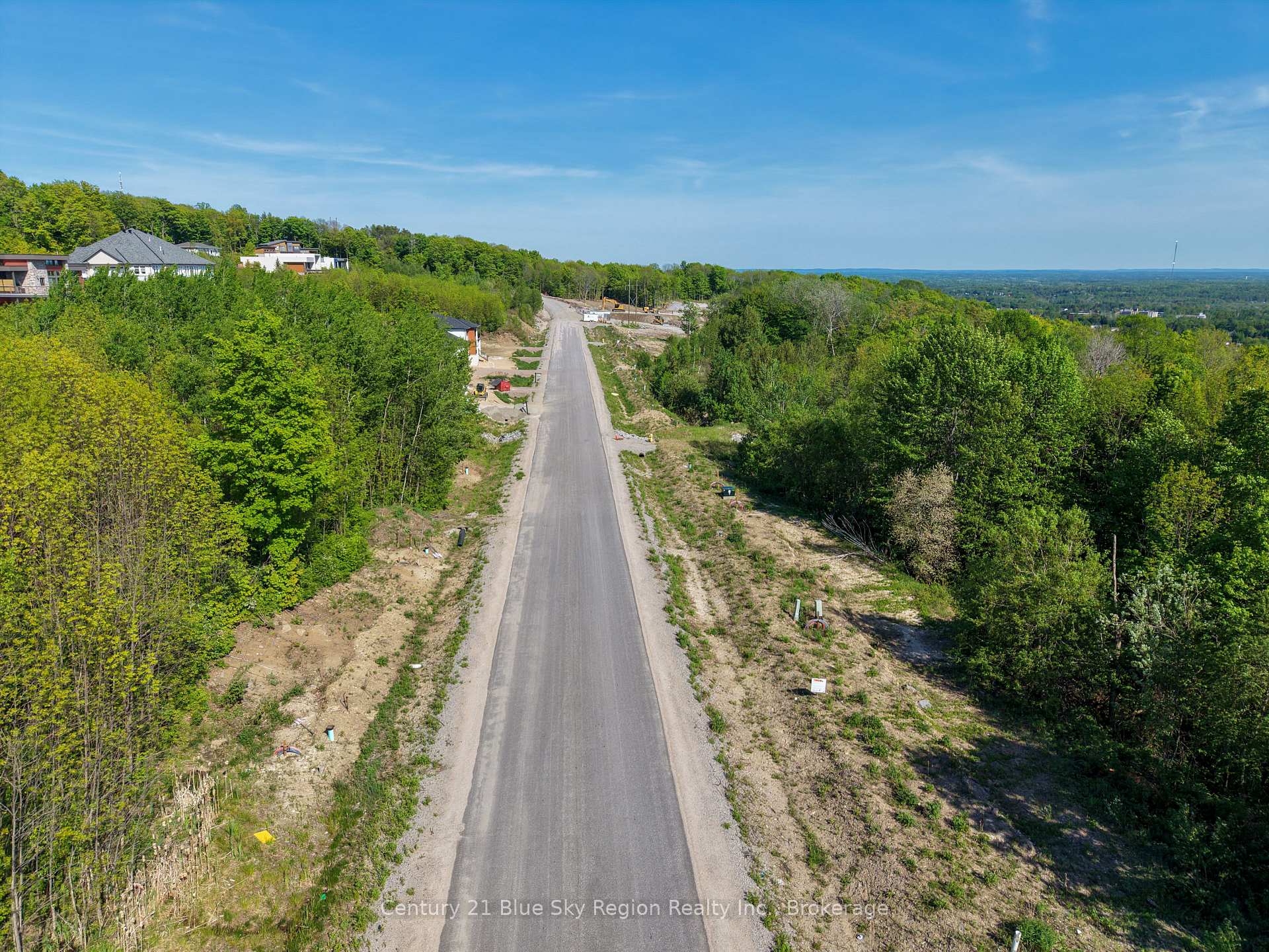 Photo 5 of 74 Kenreta Drive, North Bay, Airport — HOMEH