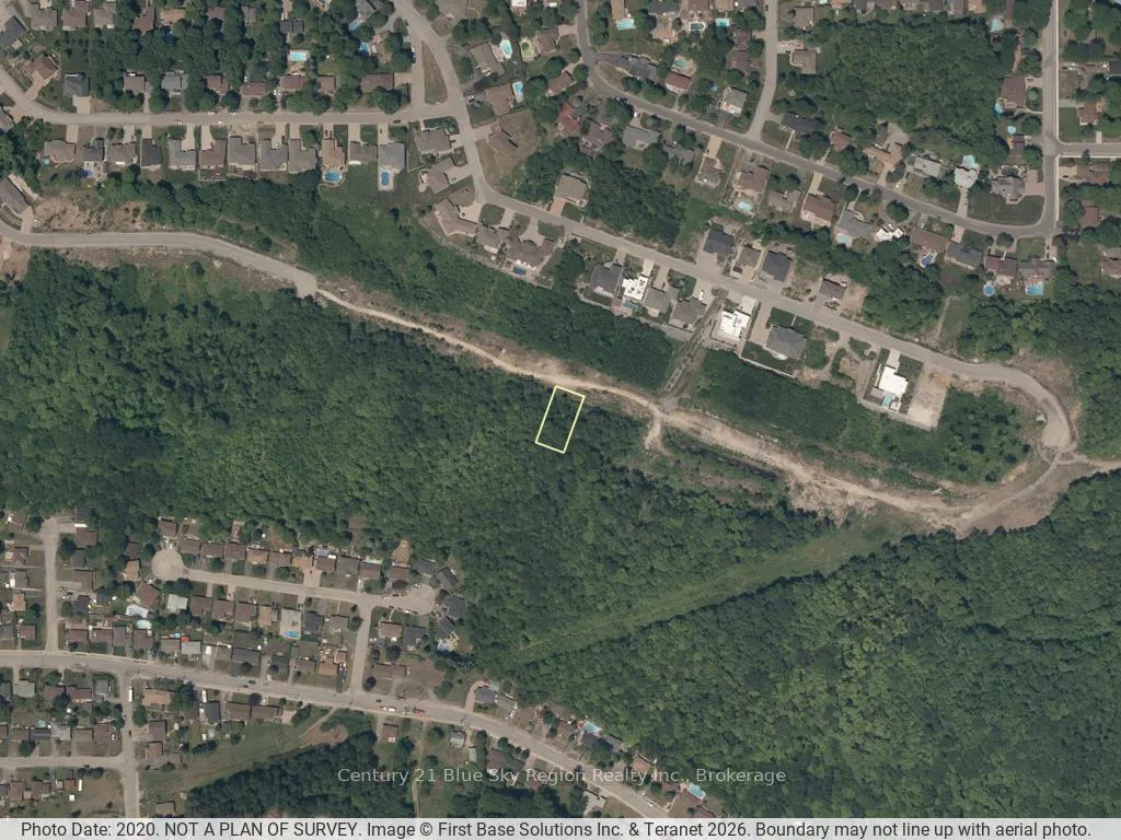 Photo 3 of 66 Kenreta Drive, North Bay, Airport — HOMEH