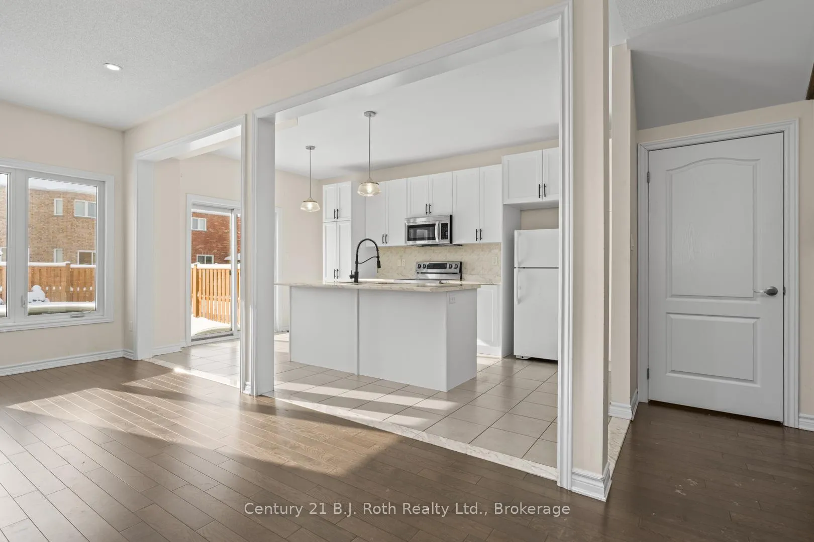 Photo 10 of 99 Terry Clayton Avenue, Brock, Beaverton — HOMEH