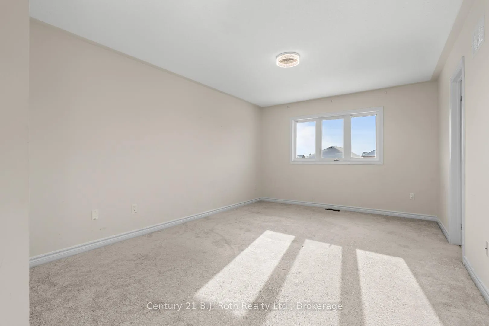 Photo 20 of 99 Terry Clayton Avenue, Brock, Beaverton — HOMEH