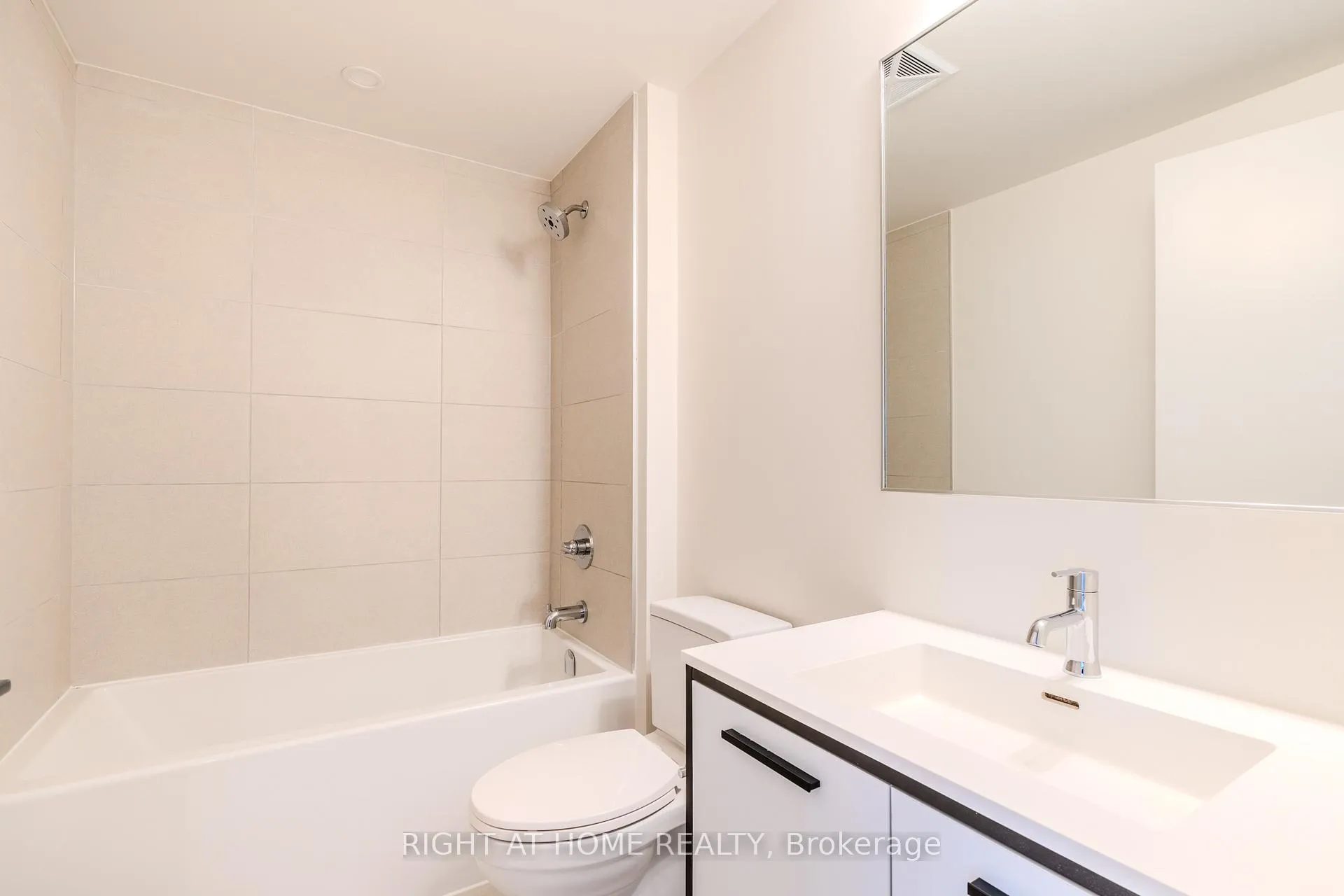 Photo 13 of Unit 1709, 385 Winston Road, Grimsby, Grimsby Beach — HOMEH