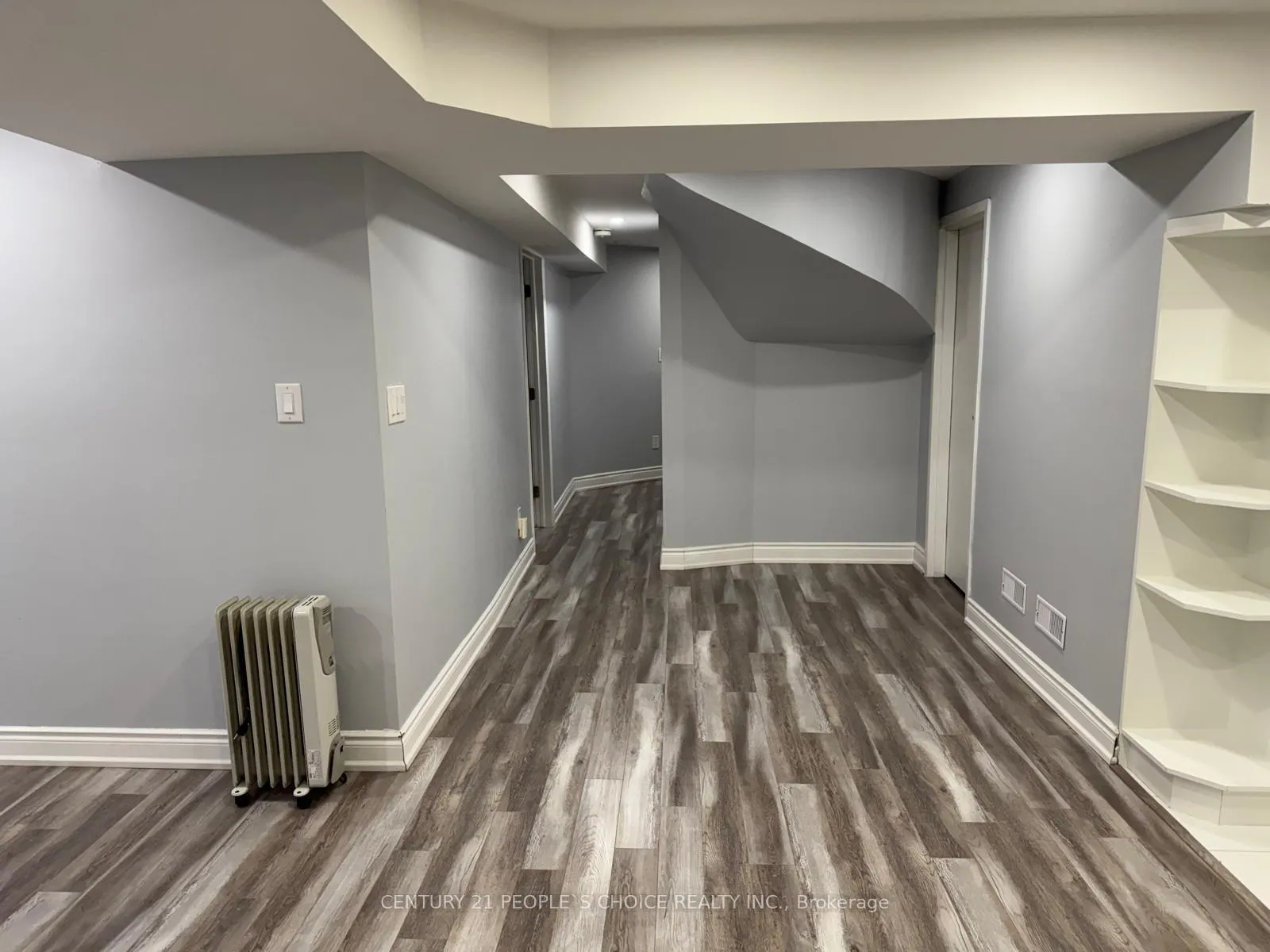 Photo 8 of 163 Ashton Drive, Vaughan, Maple — HOMEH