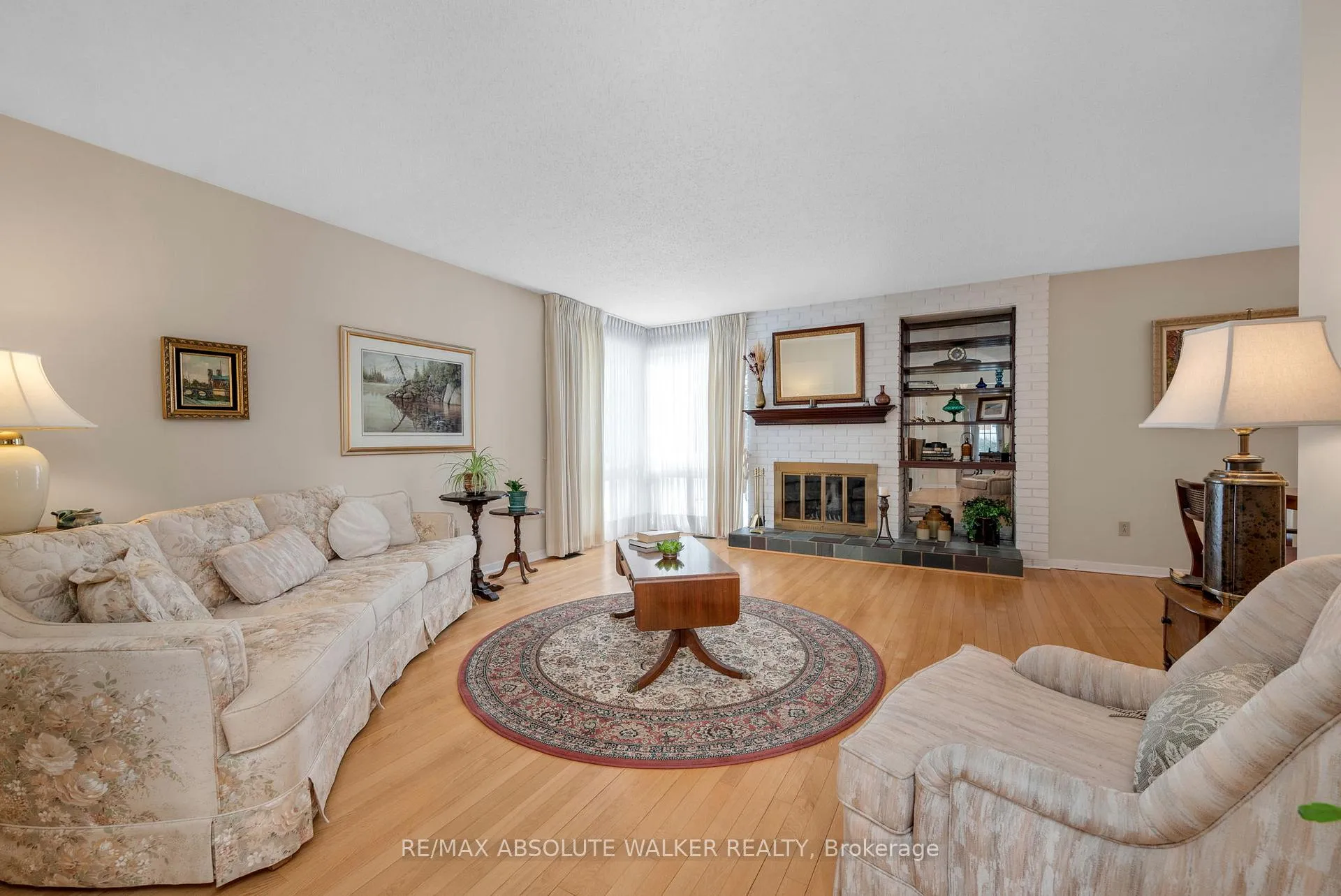 Photo 4 of 1851 Burfield Avenue, Ottawa, Beacon Hill South — HOMEH