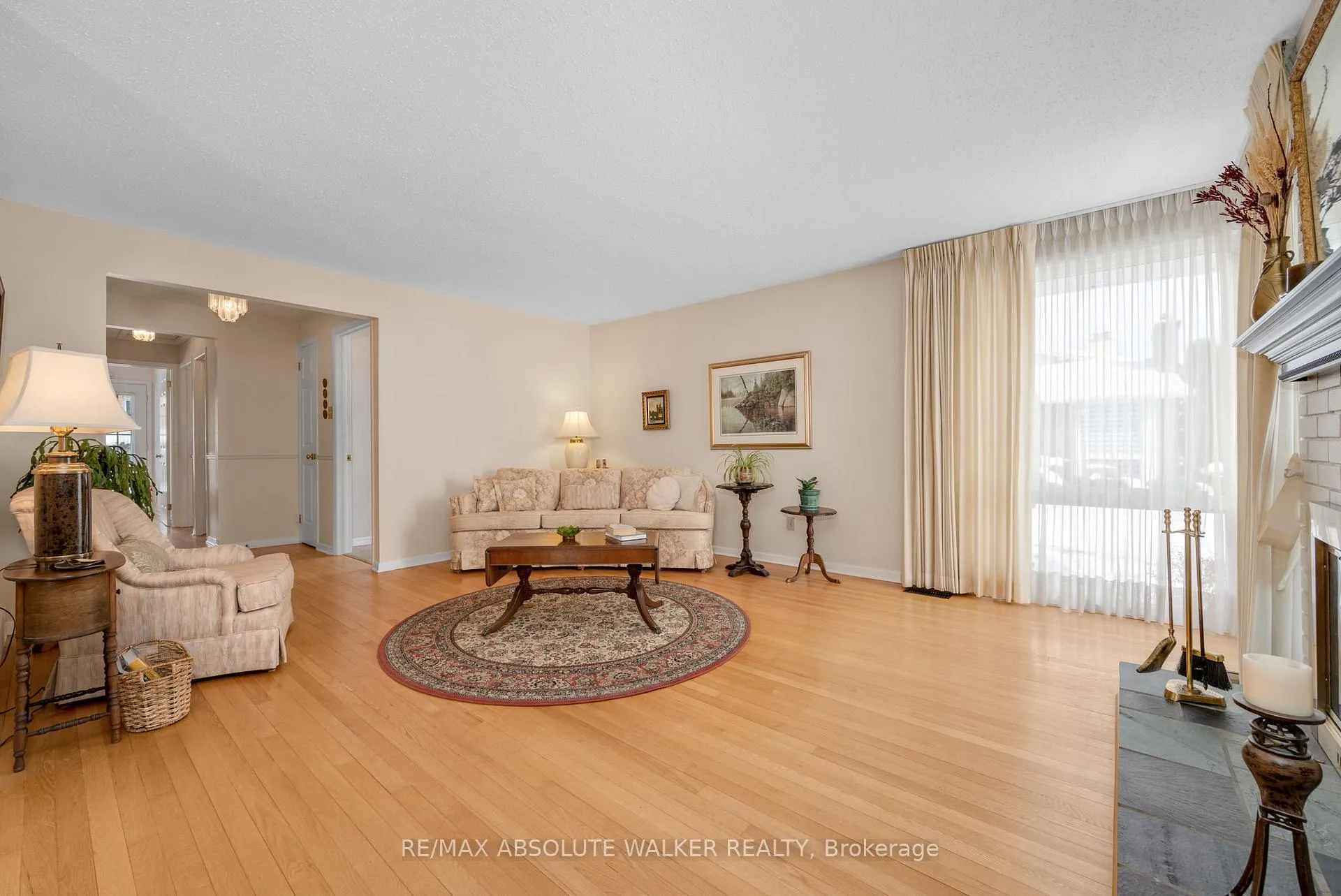 Photo 6 of 1851 Burfield Avenue, Ottawa, Beacon Hill South — HOMEH
