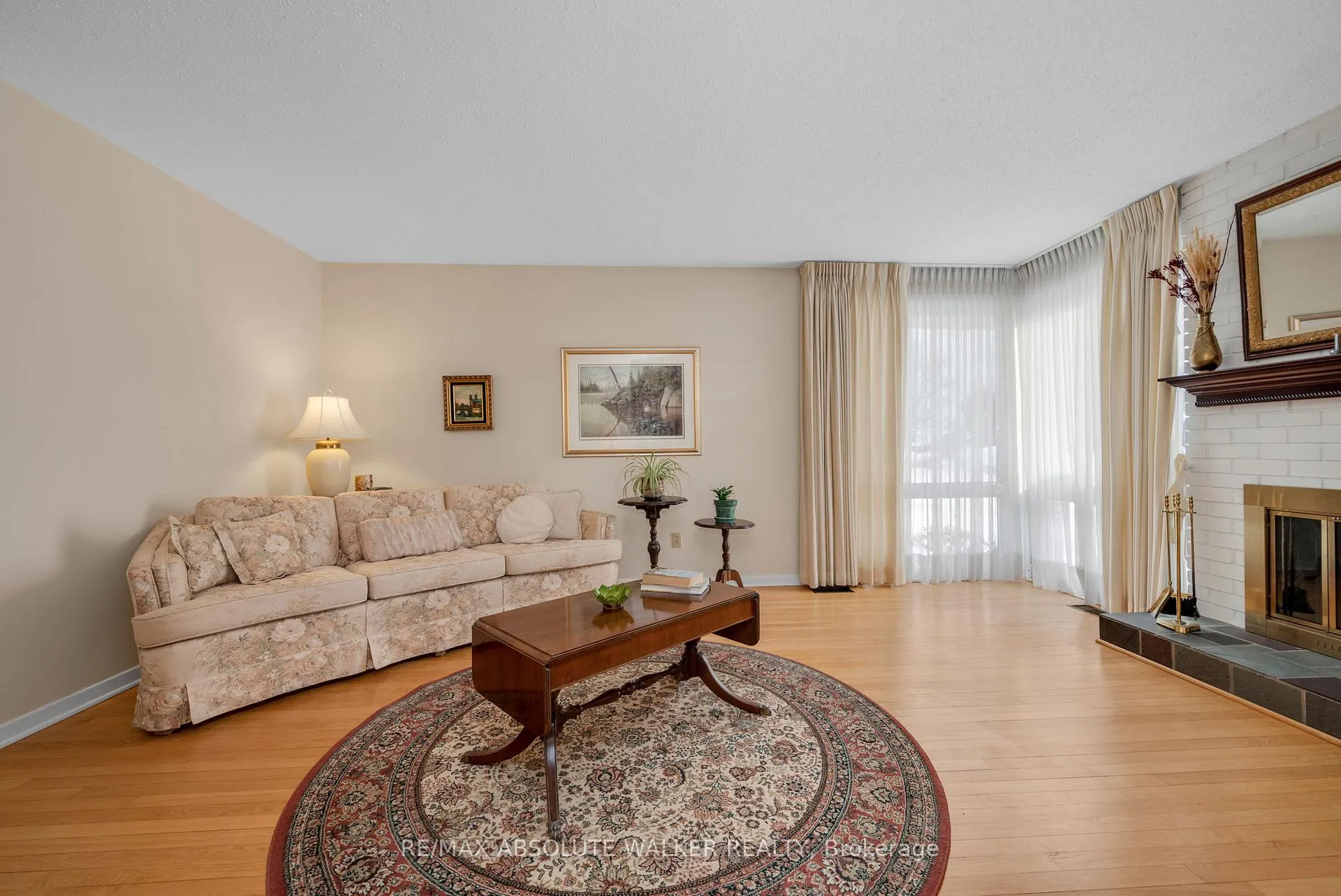 Photo 8 of 1851 Burfield Avenue, Ottawa, Beacon Hill South — HOMEH