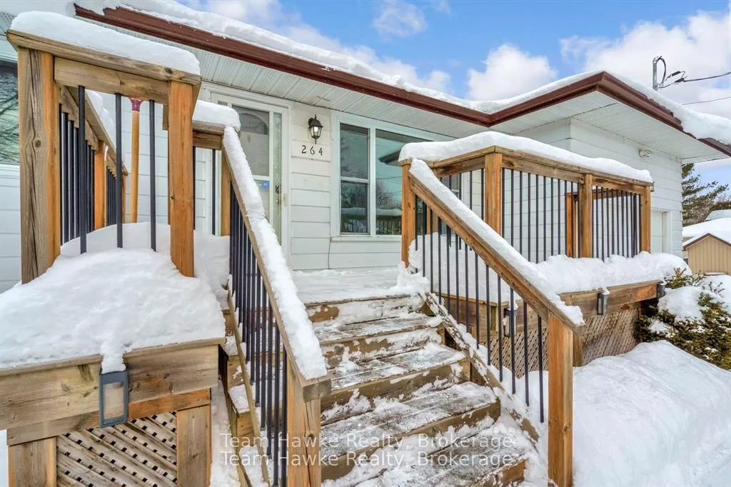 Photo 3 of 264 Kingfisher Avenue, Tay, Port McNicoll — HOMEH