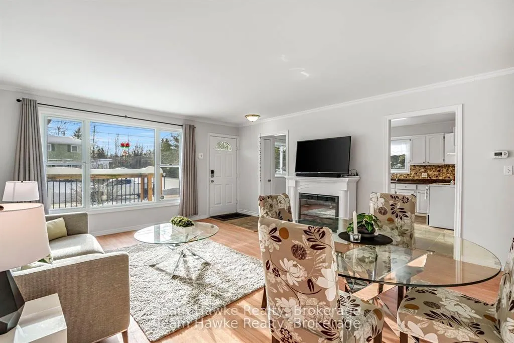 Photo 8 of 264 Kingfisher Avenue, Tay, Port McNicoll — HOMEH