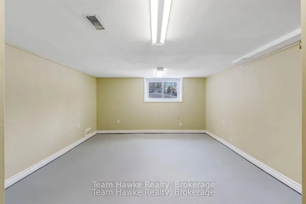 Photo 23 of 264 Kingfisher Avenue, Tay, Port McNicoll — HOMEH