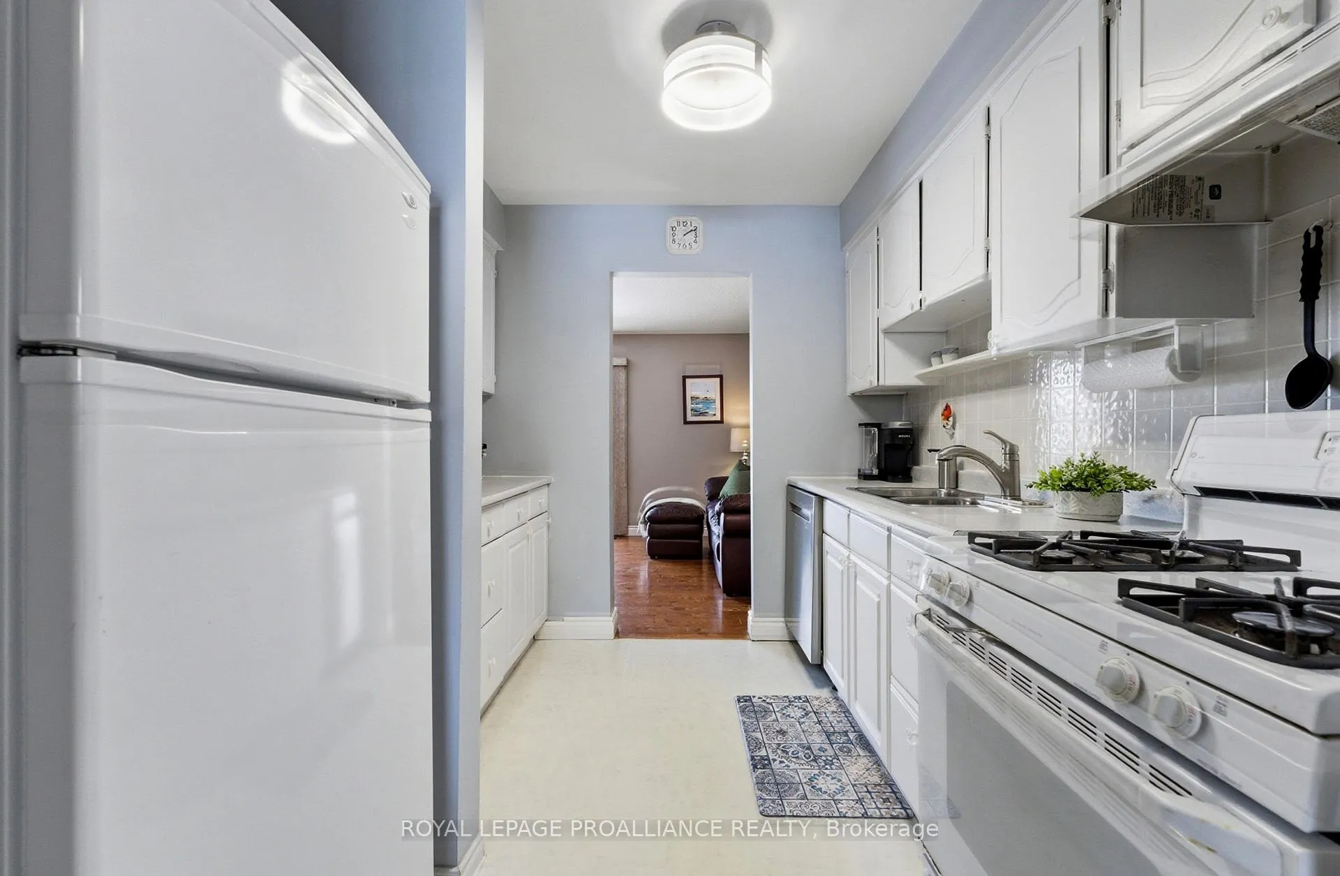 Photo 8 of Unit 10, 160 Singleton Drive, Belleville, Belleville Ward — HOMEH