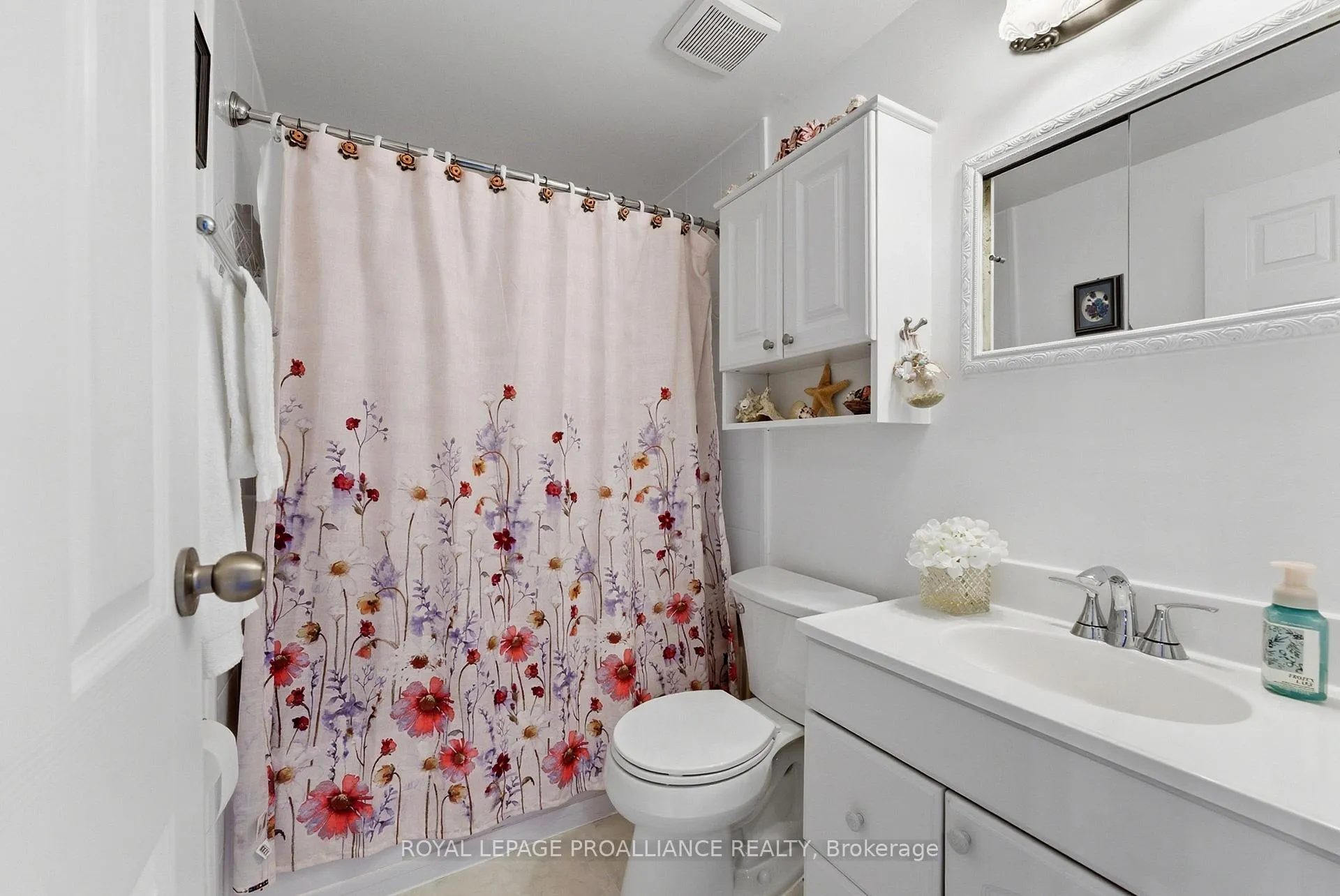 Photo 19 of Unit 10, 160 Singleton Drive, Belleville, Belleville Ward — HOMEH