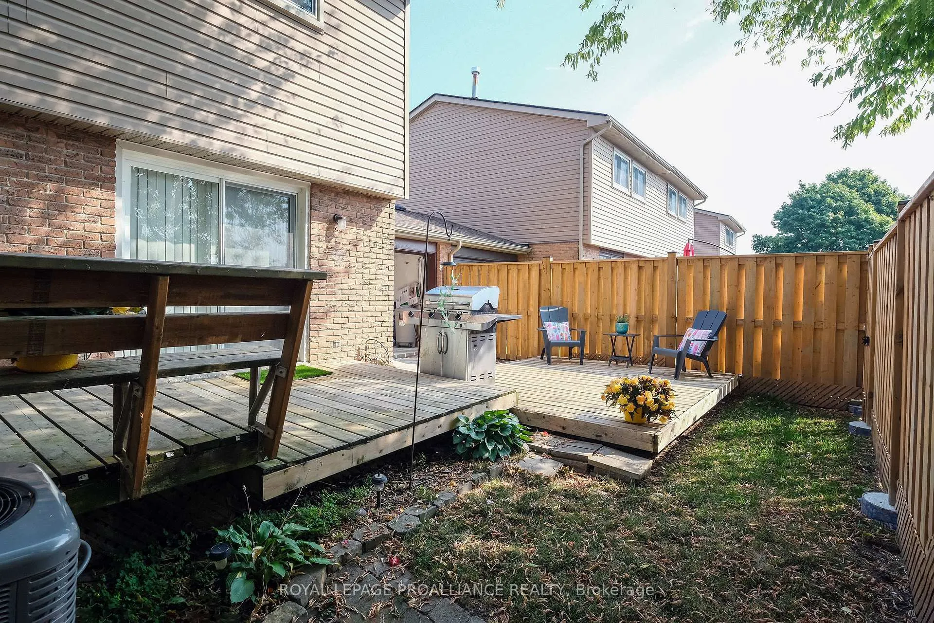 Photo 36 of Unit 10, 160 Singleton Drive, Belleville, Belleville Ward — HOMEH