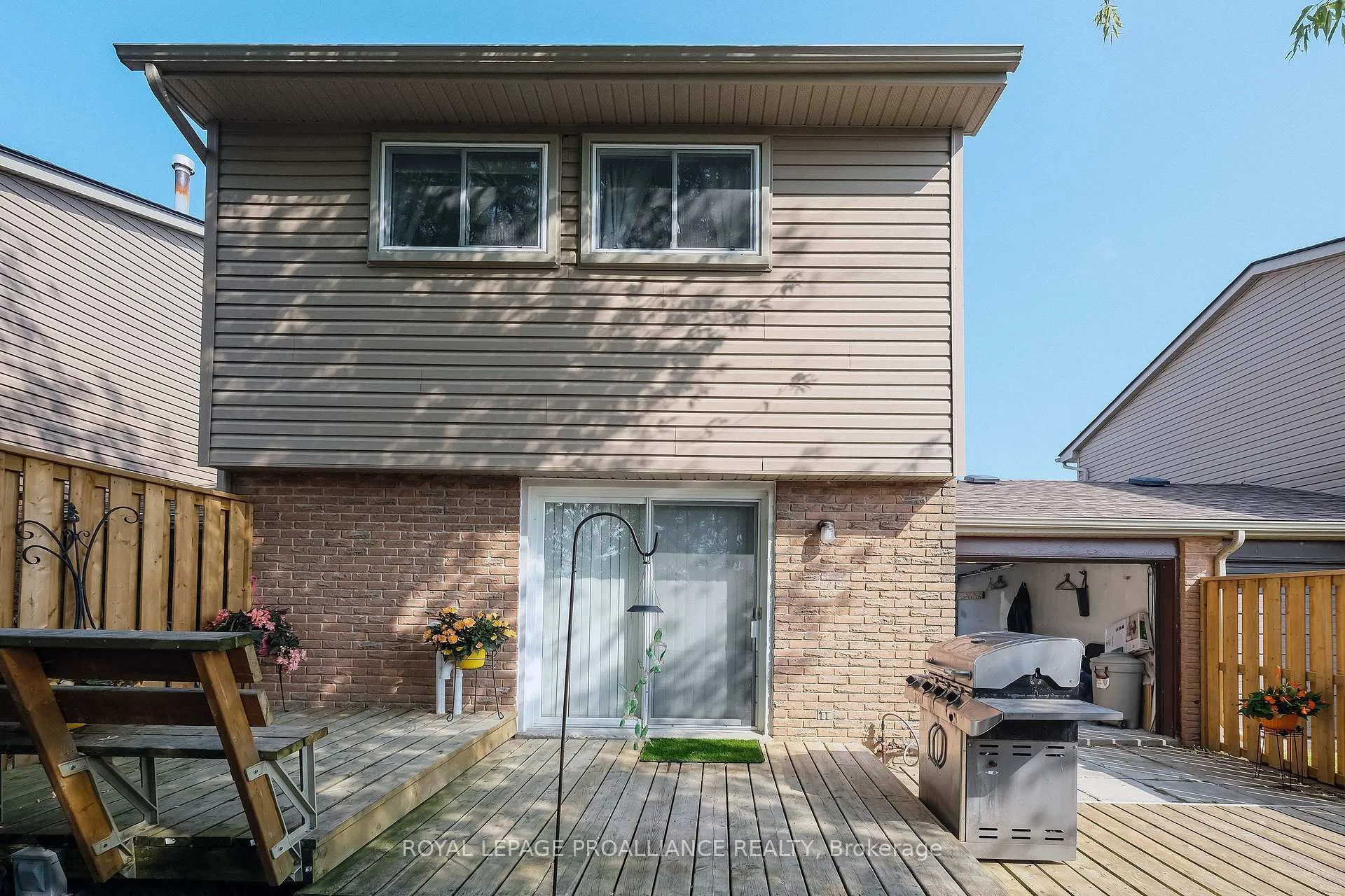 Photo 37 of Unit 10, 160 Singleton Drive, Belleville, Belleville Ward — HOMEH