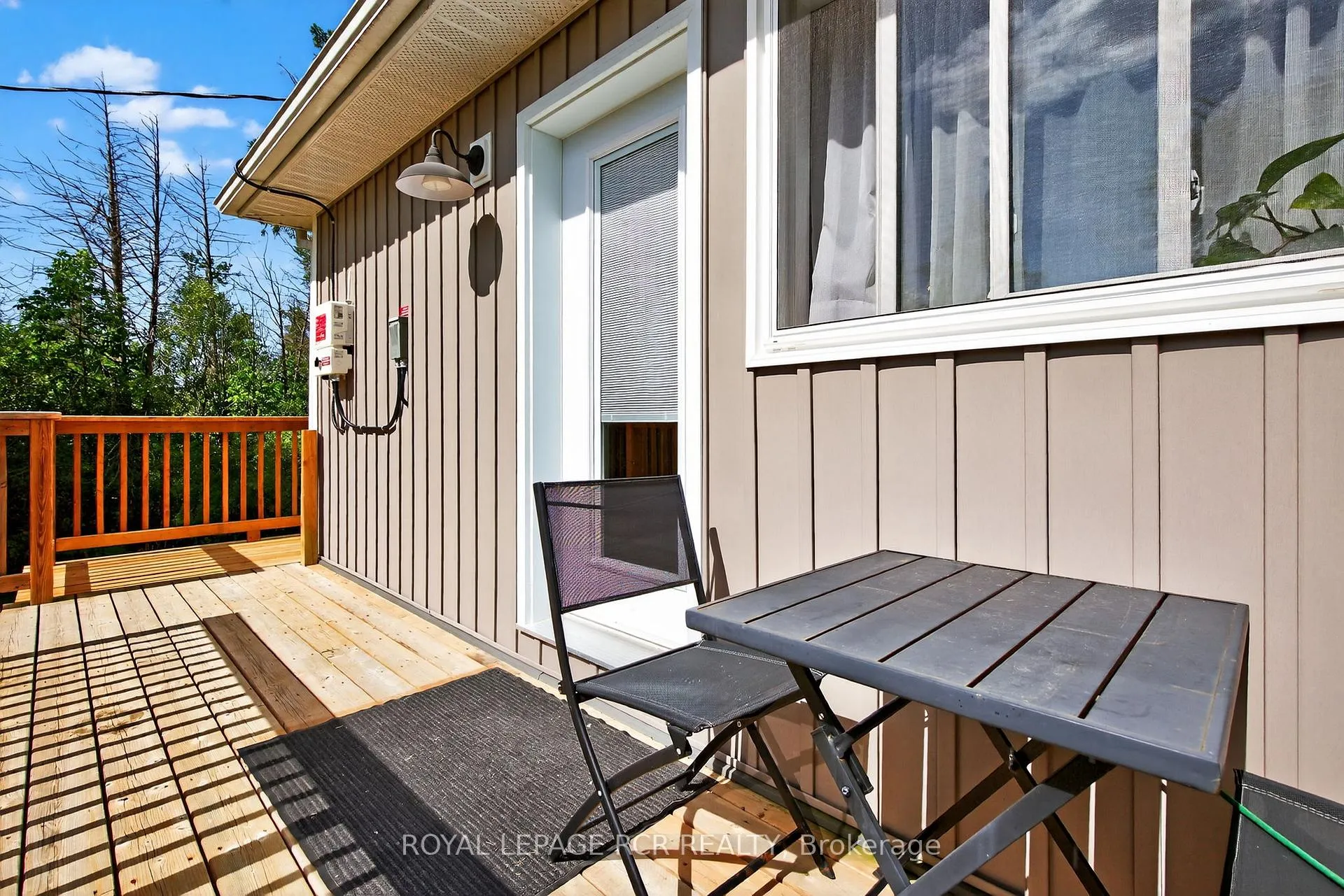 Photo 7 of 8 Mustard Street, Uxbridge, Rural Uxbridge — HOMEH