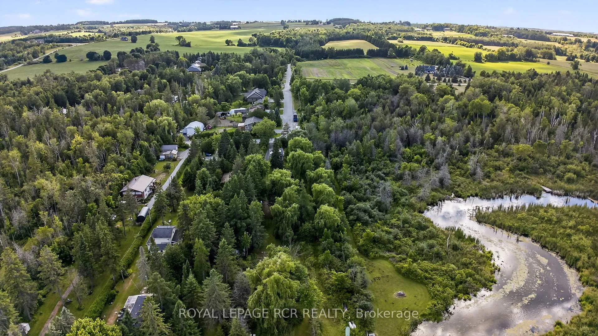 Photo 44 of 8 Mustard Street, Uxbridge, Rural Uxbridge — HOMEH