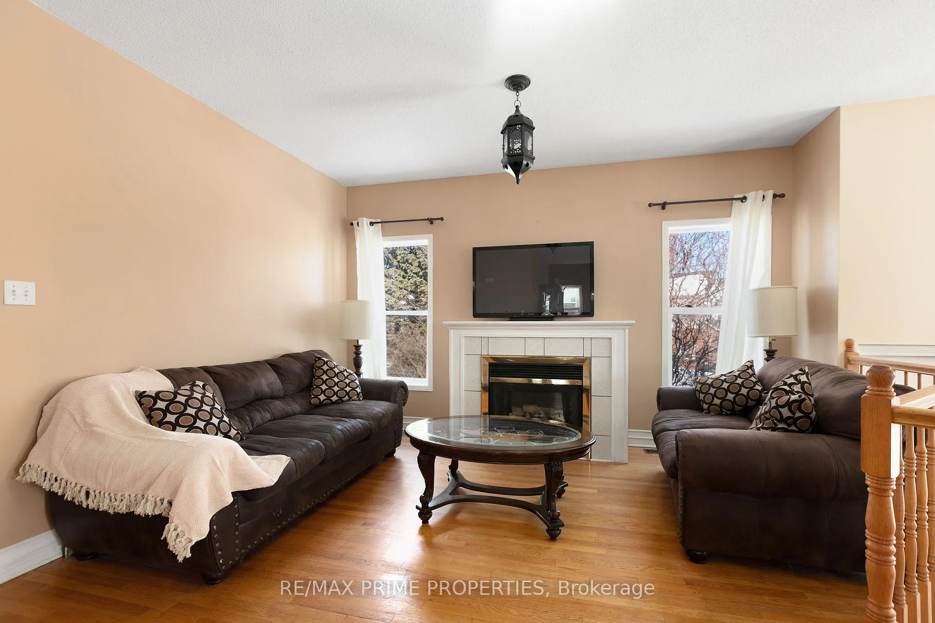 Photo 5 of 1567 Rumford Drive, Ottawa, Fallingbrook/Pineridge — HOMEH