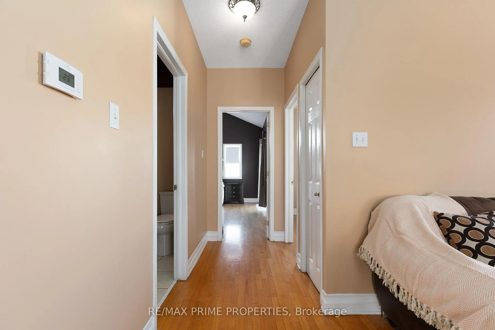 Photo 18 of 1567 Rumford Drive, Ottawa, Fallingbrook/Pineridge — HOMEH