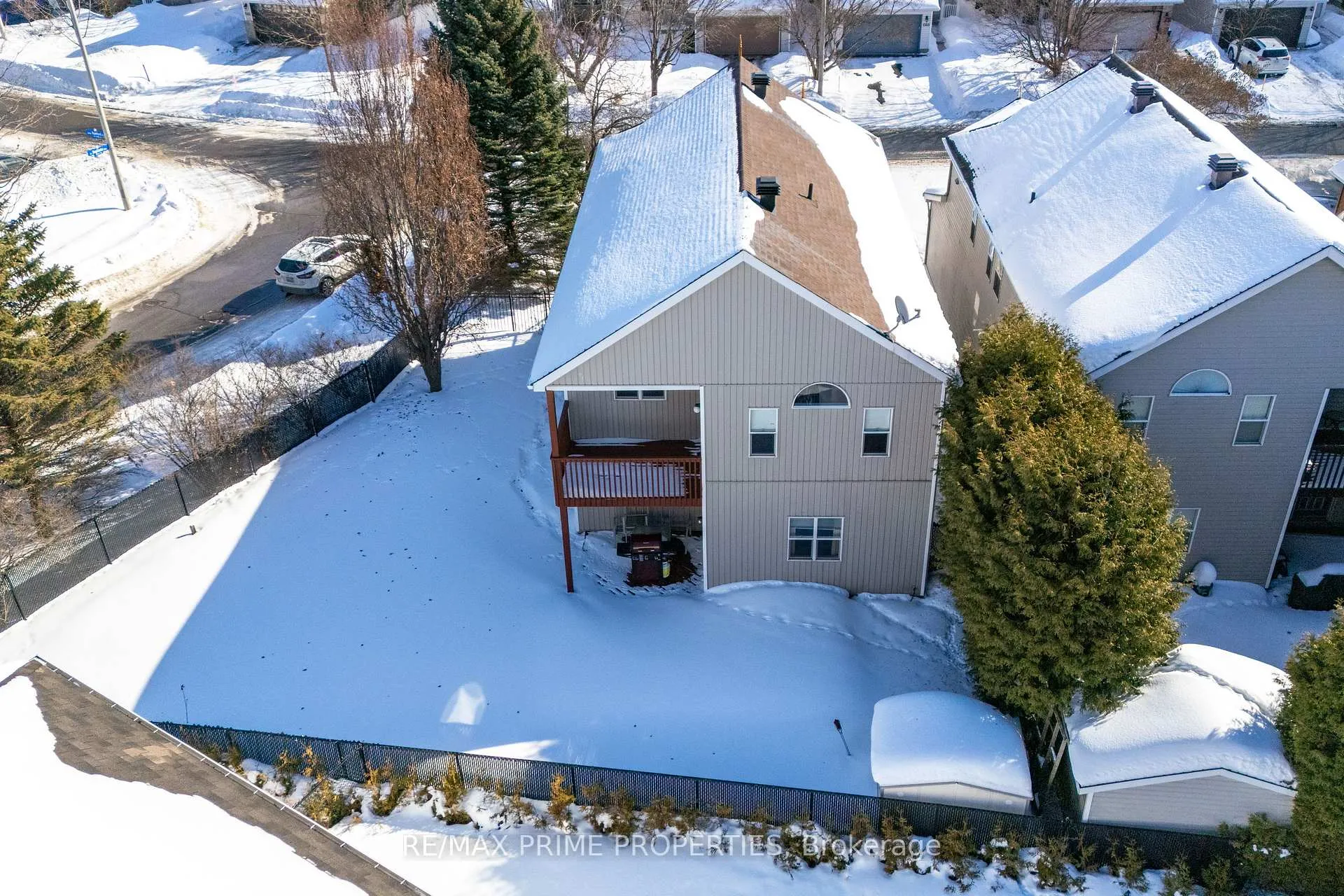 Photo 38 of 1567 Rumford Drive, Ottawa, Fallingbrook/Pineridge — HOMEH