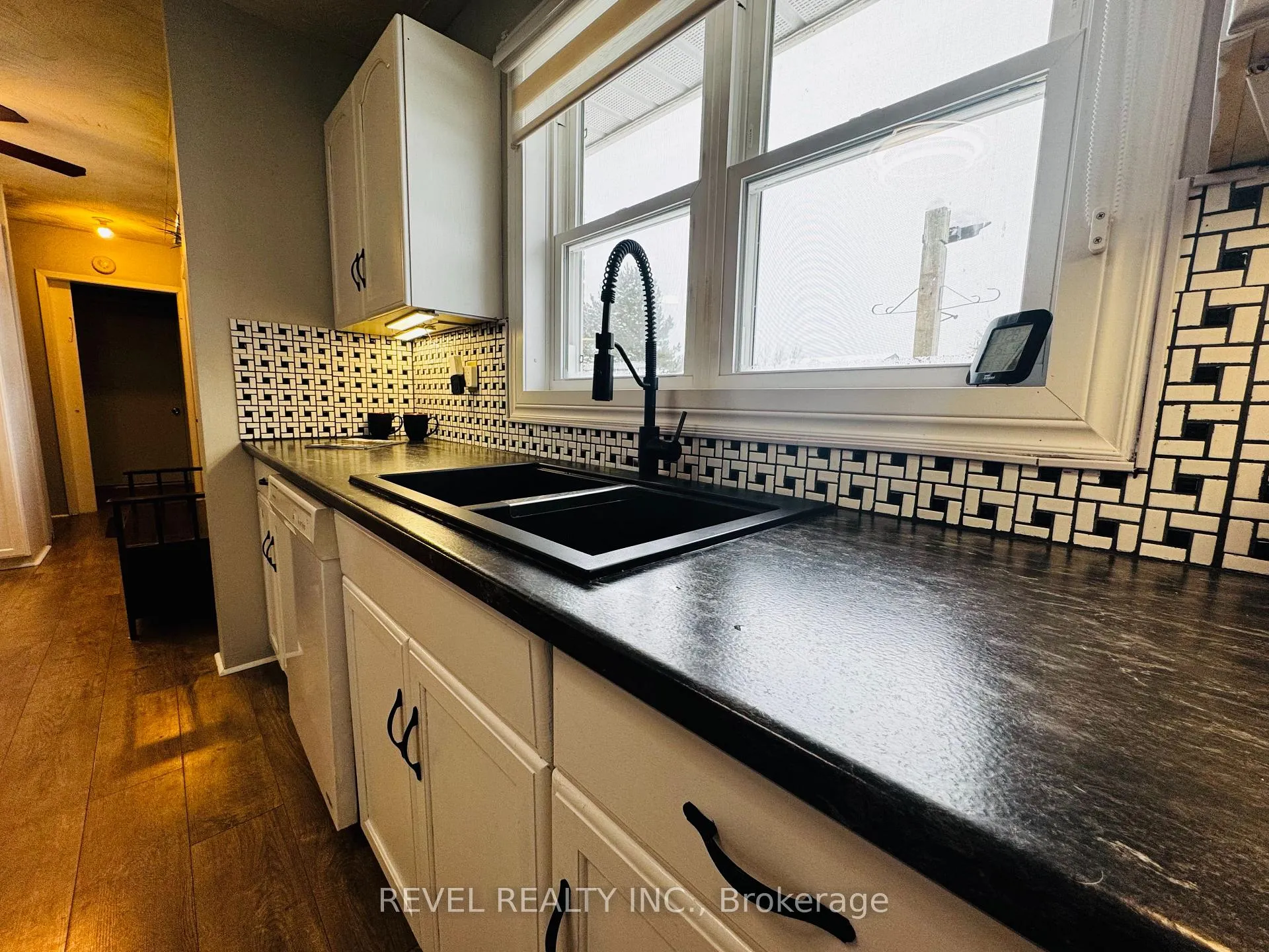 Photo 12 of 27 Arthur Street, Sudbury Remote Area — HOMEH