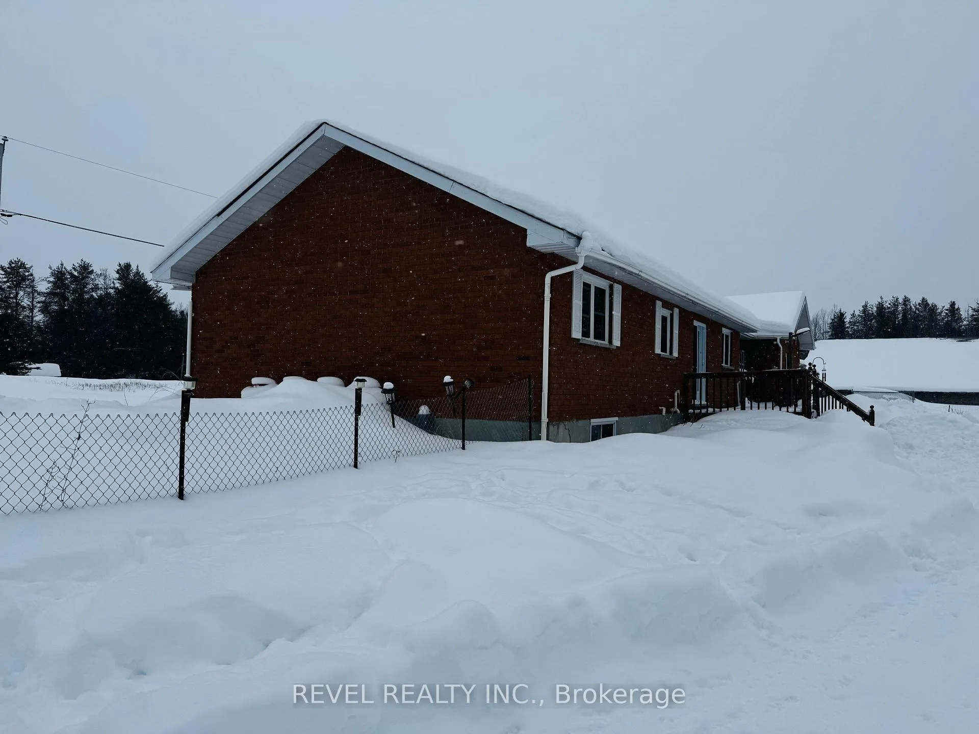 Photo 29 of 27 Arthur Street, Sudbury Remote Area — HOMEH