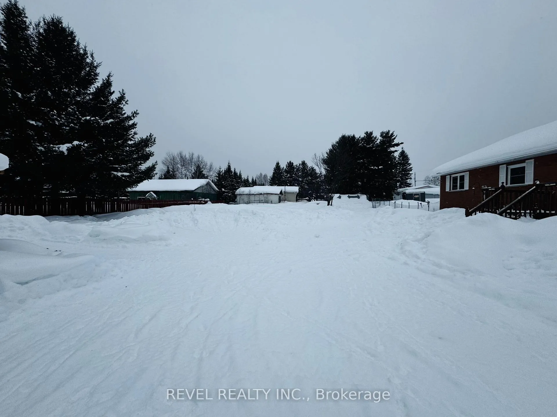 Photo 30 of 27 Arthur Street, Sudbury Remote Area — HOMEH