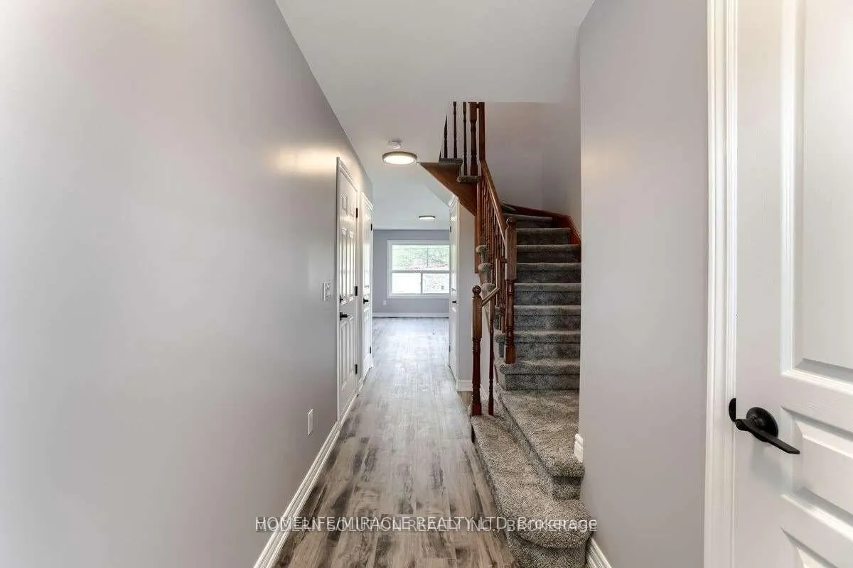 Photo 4 of 408 Orvis Crescent, Shelburne — HOMEH